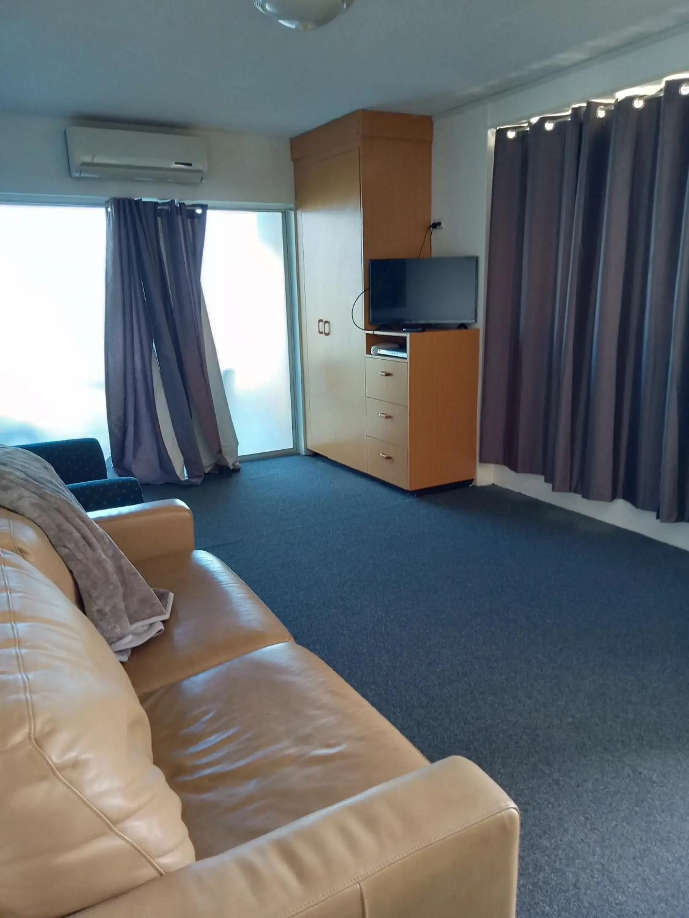 Patio, Seating Area in Annerley Motor Inn