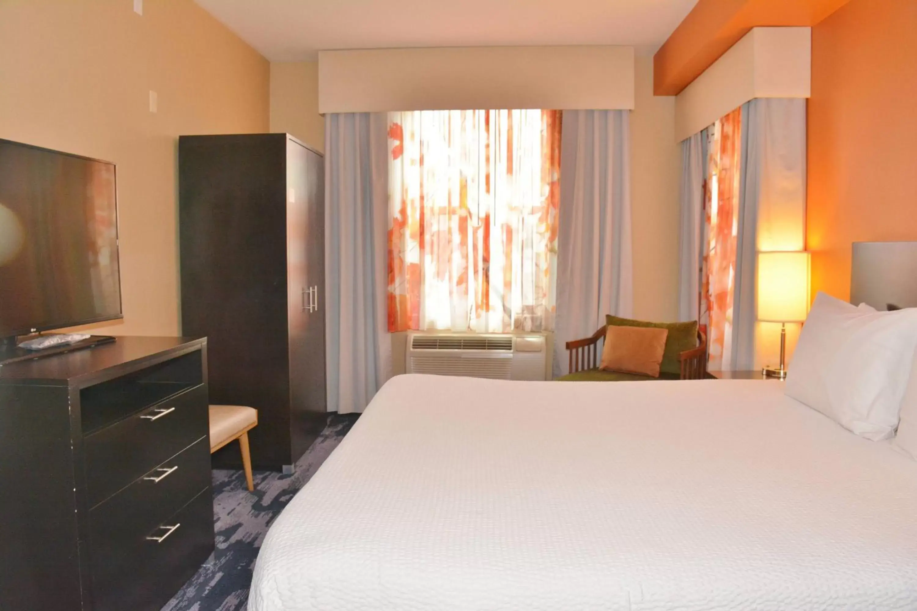 Bedroom, Bed in Fairfield Inn & Suites by Marriott Grand Junction Downtown/Historic Main Street