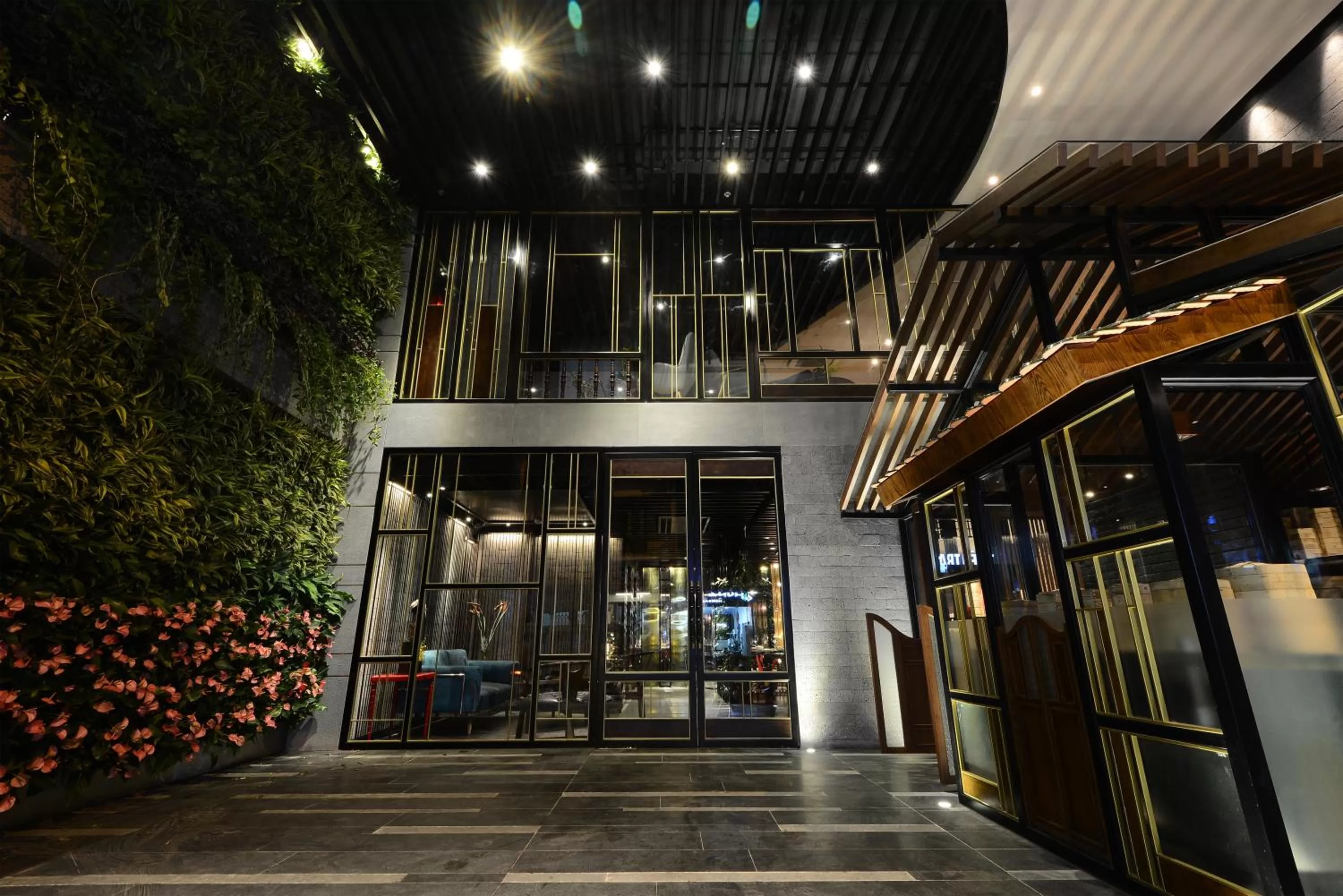 Facade/entrance in The Chi Boutique Hotel