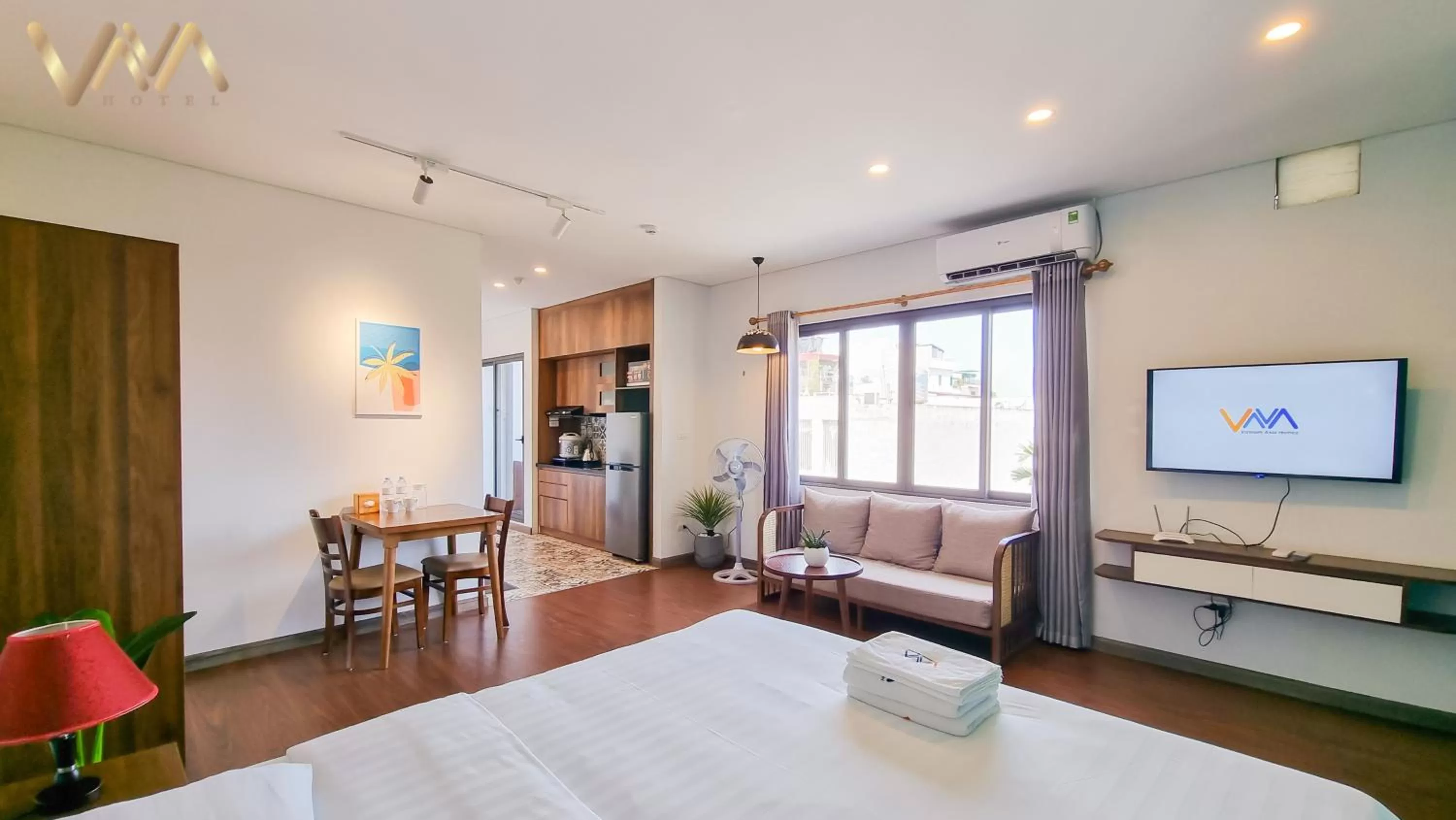 Communal lounge/ TV room, Bed in VNAHOMES Serviced Apartment