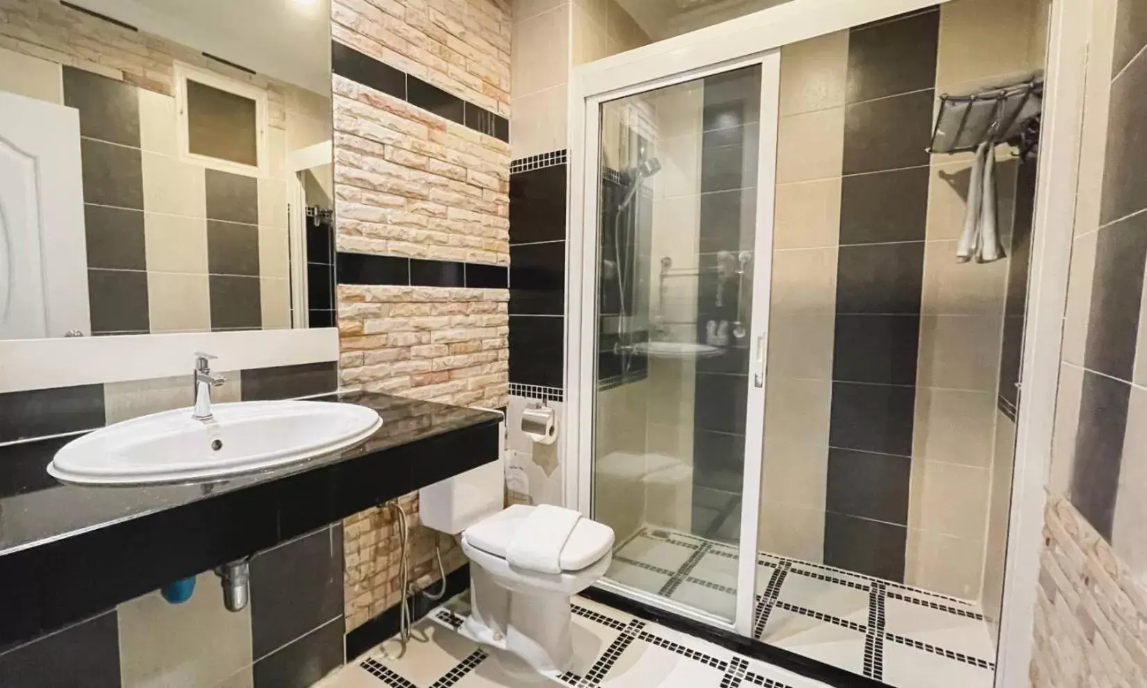 Shower, Bathroom in KTK Pattaya Hotel & Residence