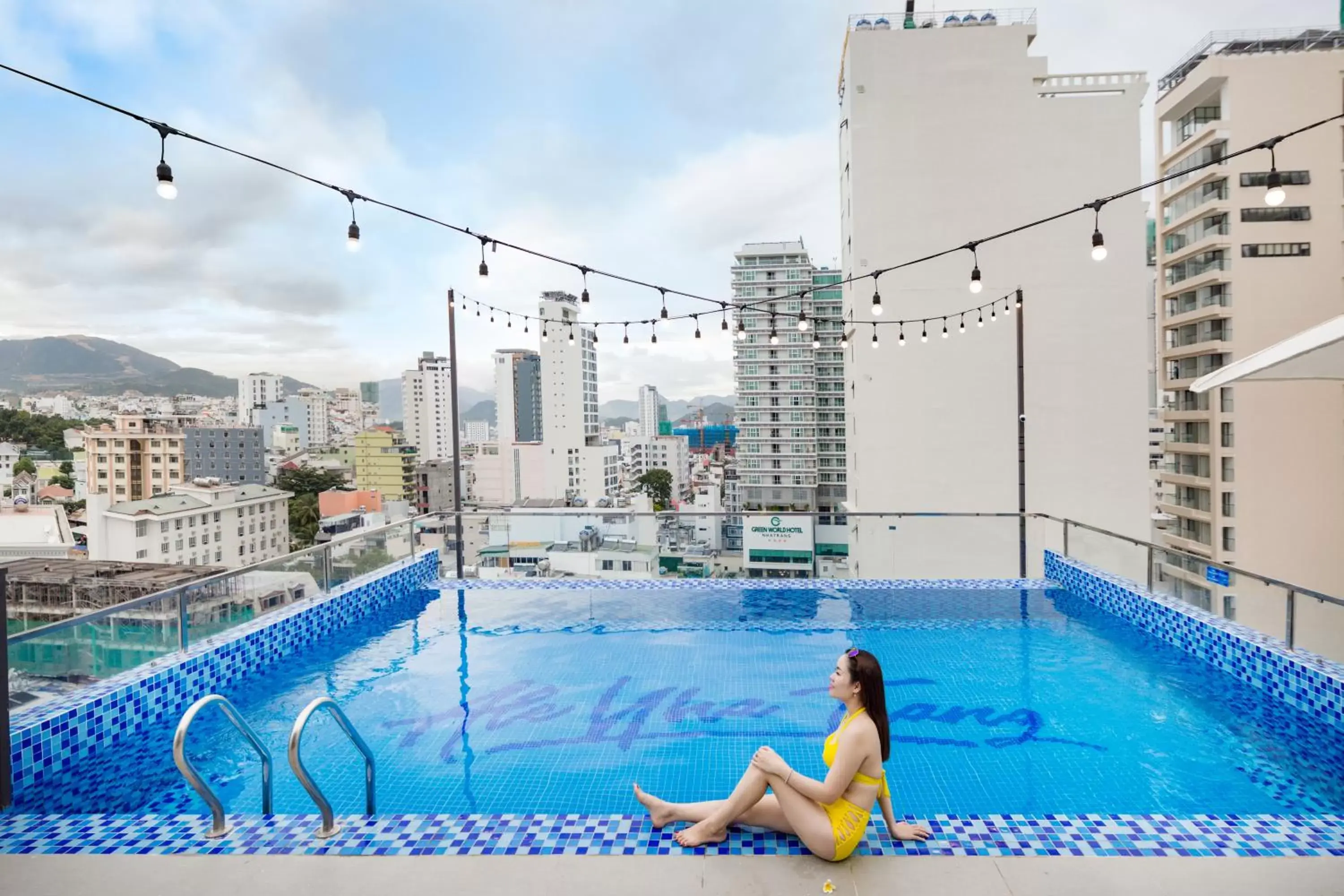 Pool view, Swimming Pool in Ale Nha Trang Hotel