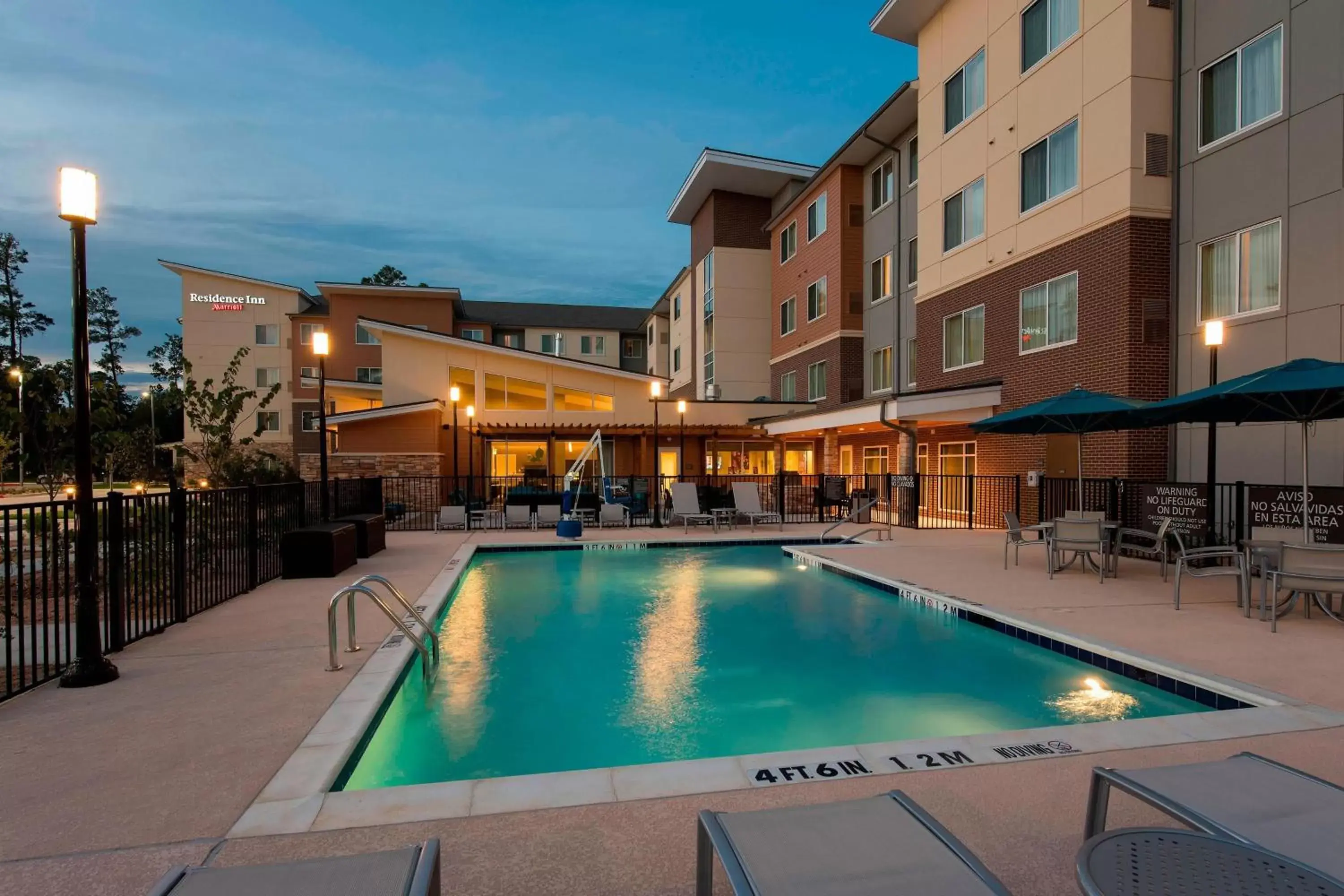 Swimming Pool in Residence Inn by Marriott Houston Springwoods Village