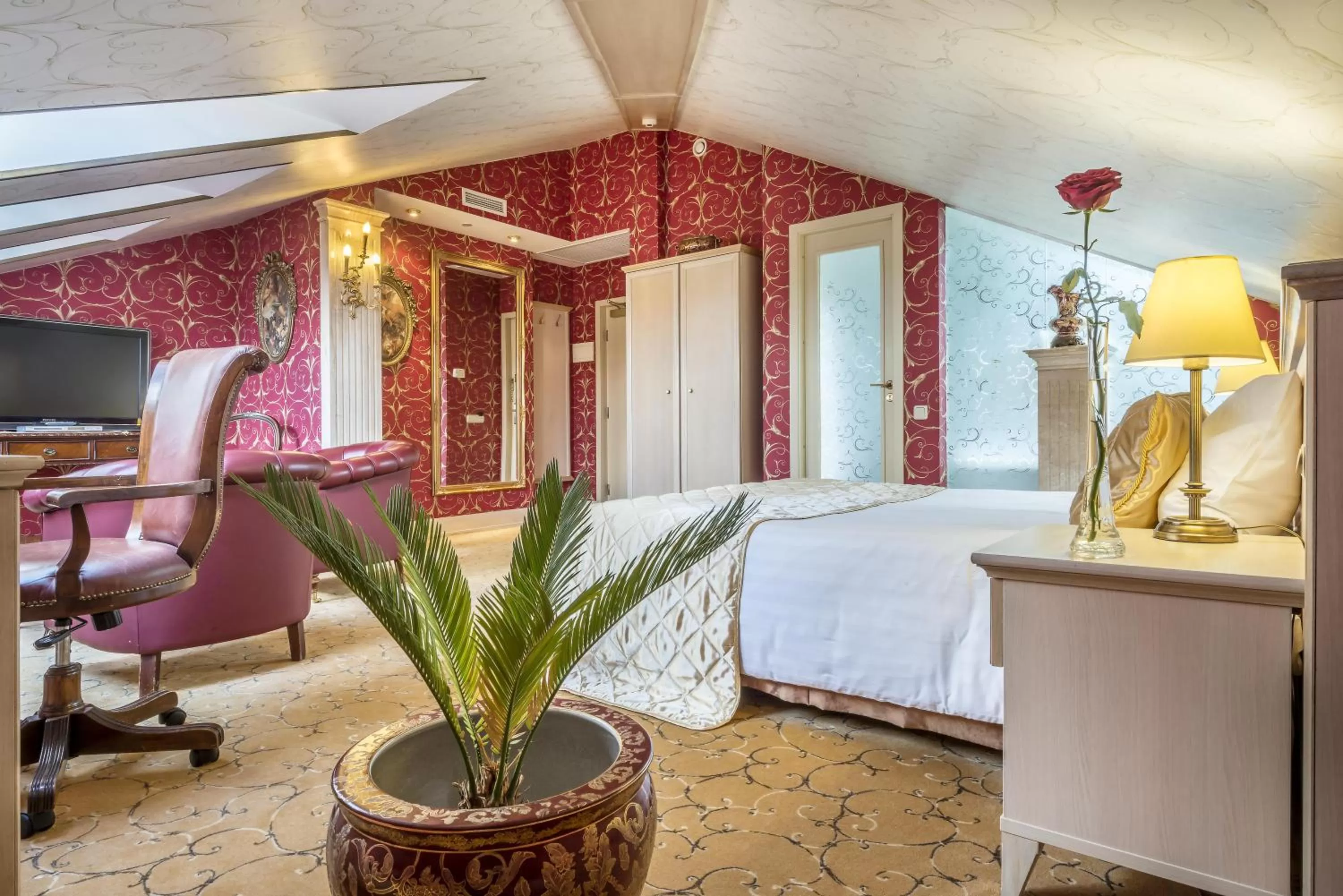 Photo of the whole room, Bed in Imperial Hotel & Restaurant