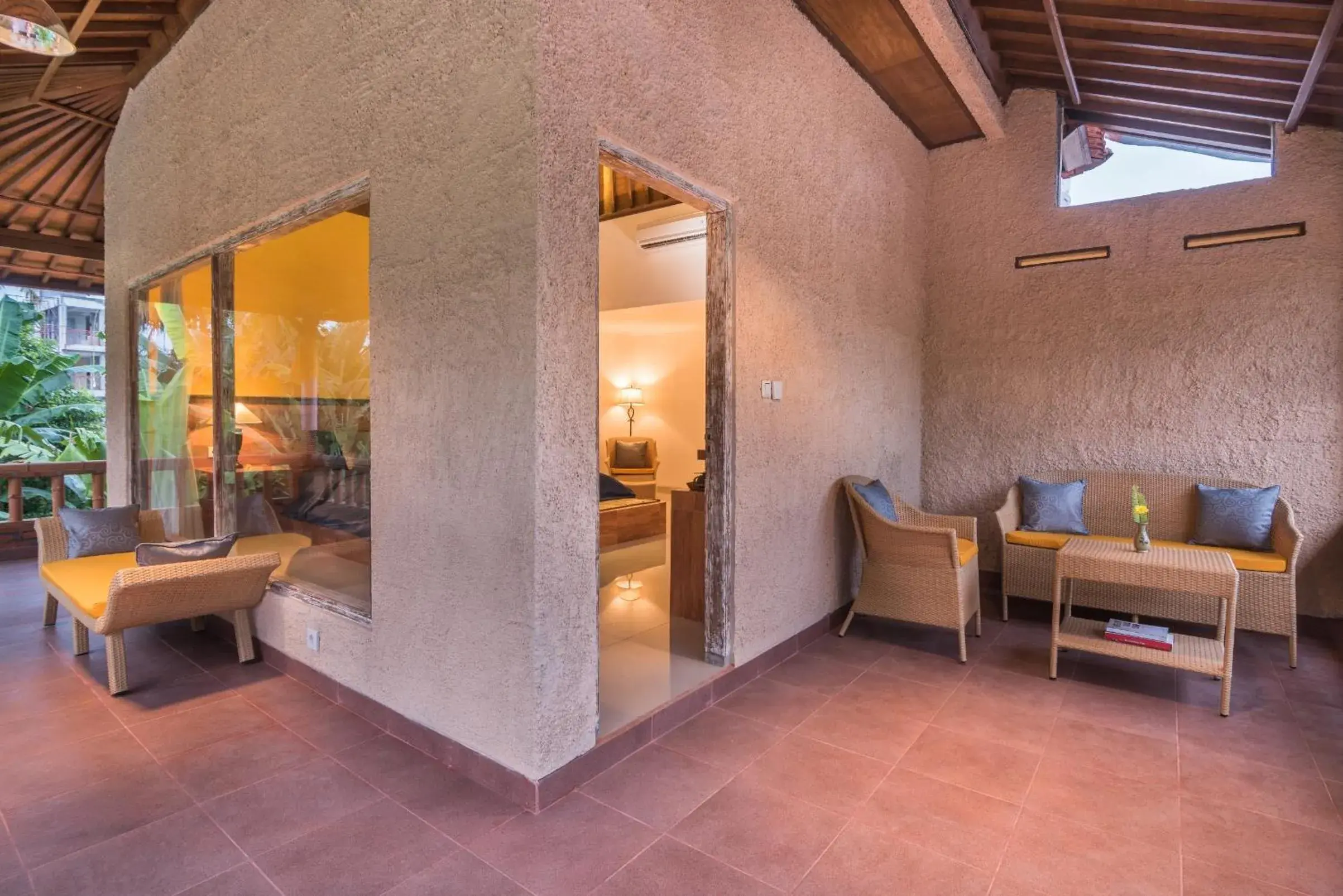 Balcony/Terrace, Seating Area in Ubad Retreat, A Local Family Run Hotel