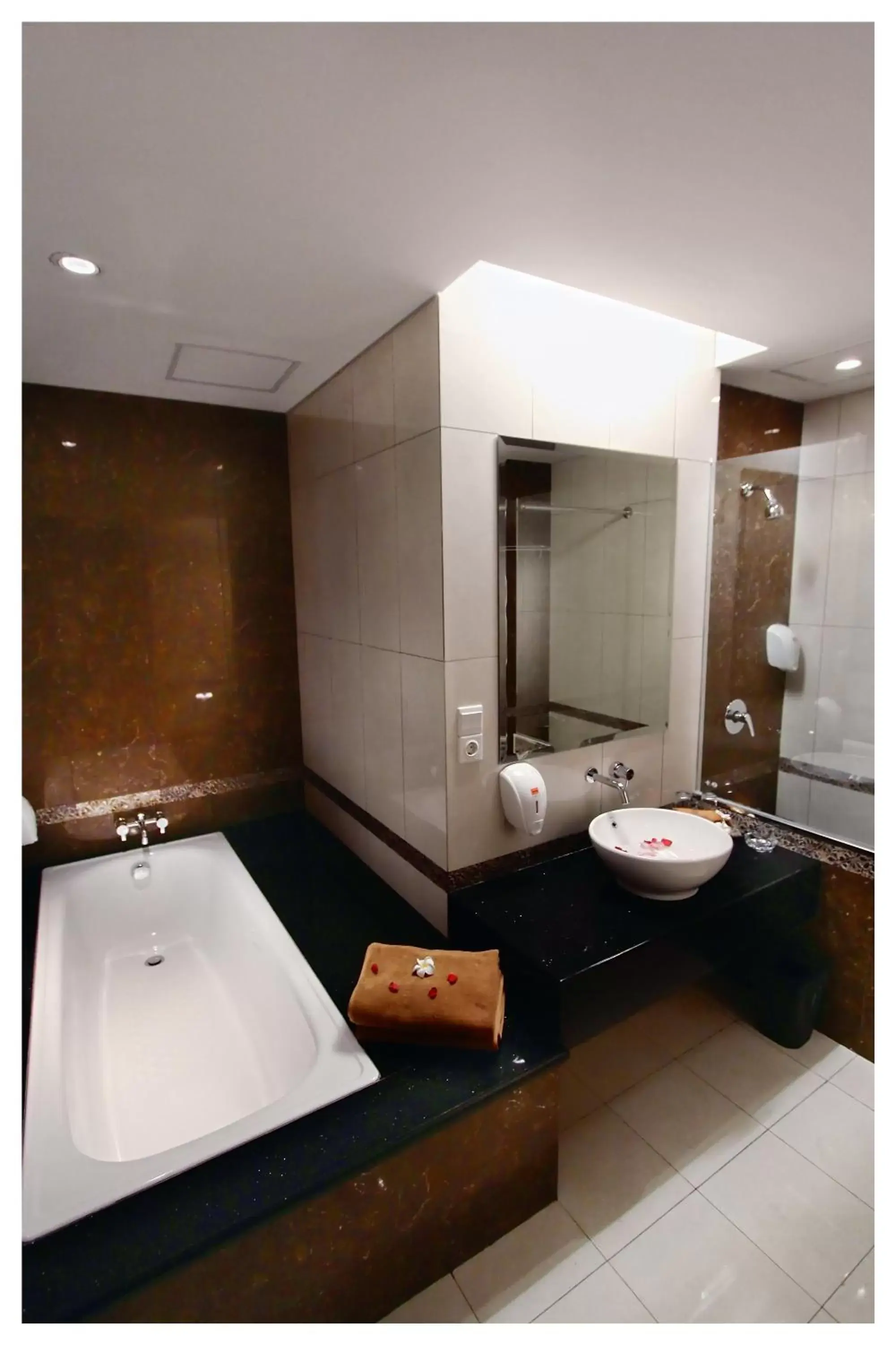 Bathroom in Sukajadi Hotel, Convention and Gallery