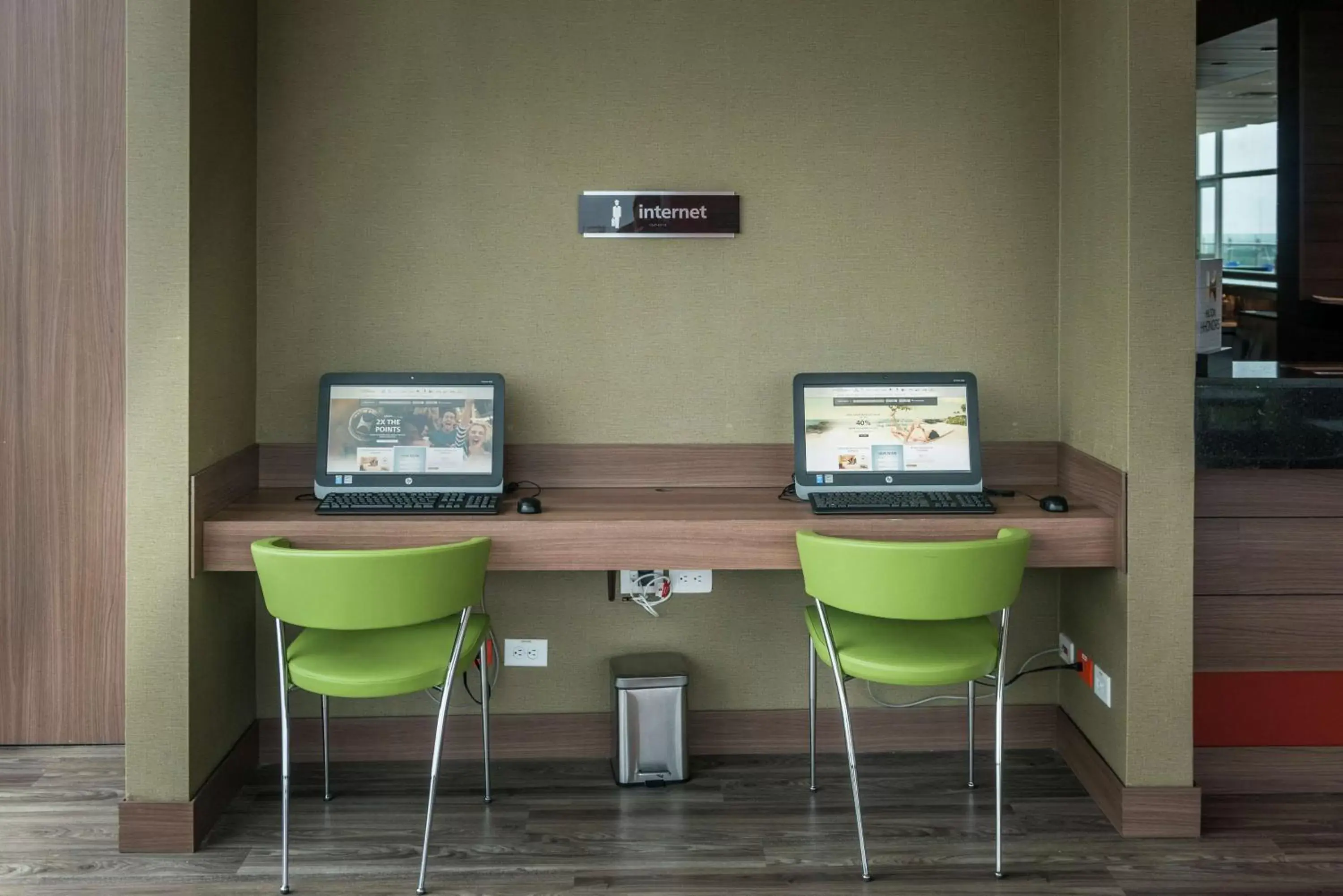 Business facilities, Business Area/Conference Room in Hampton By Hilton Valledupar