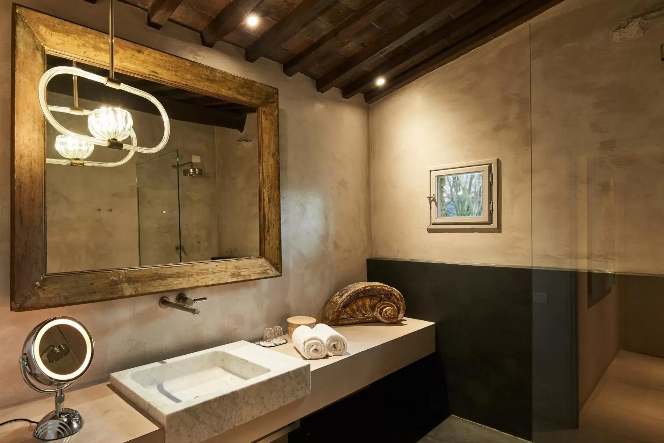 Bathroom in Riva Lofts Florence
