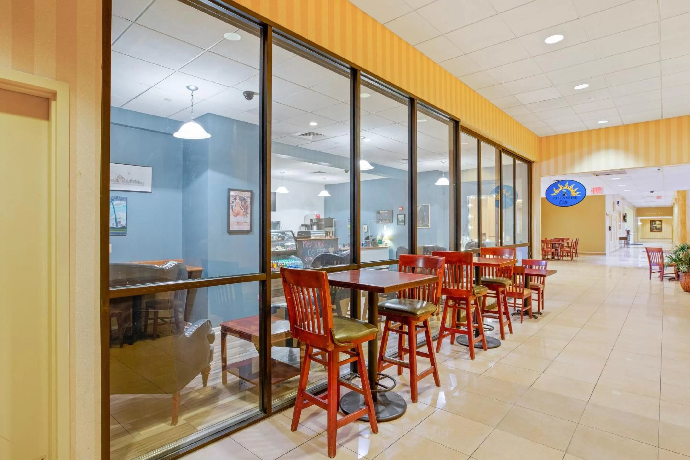 Other, Restaurant/Places to Eat in OYO Hotel St Louis Downtown City Center MO