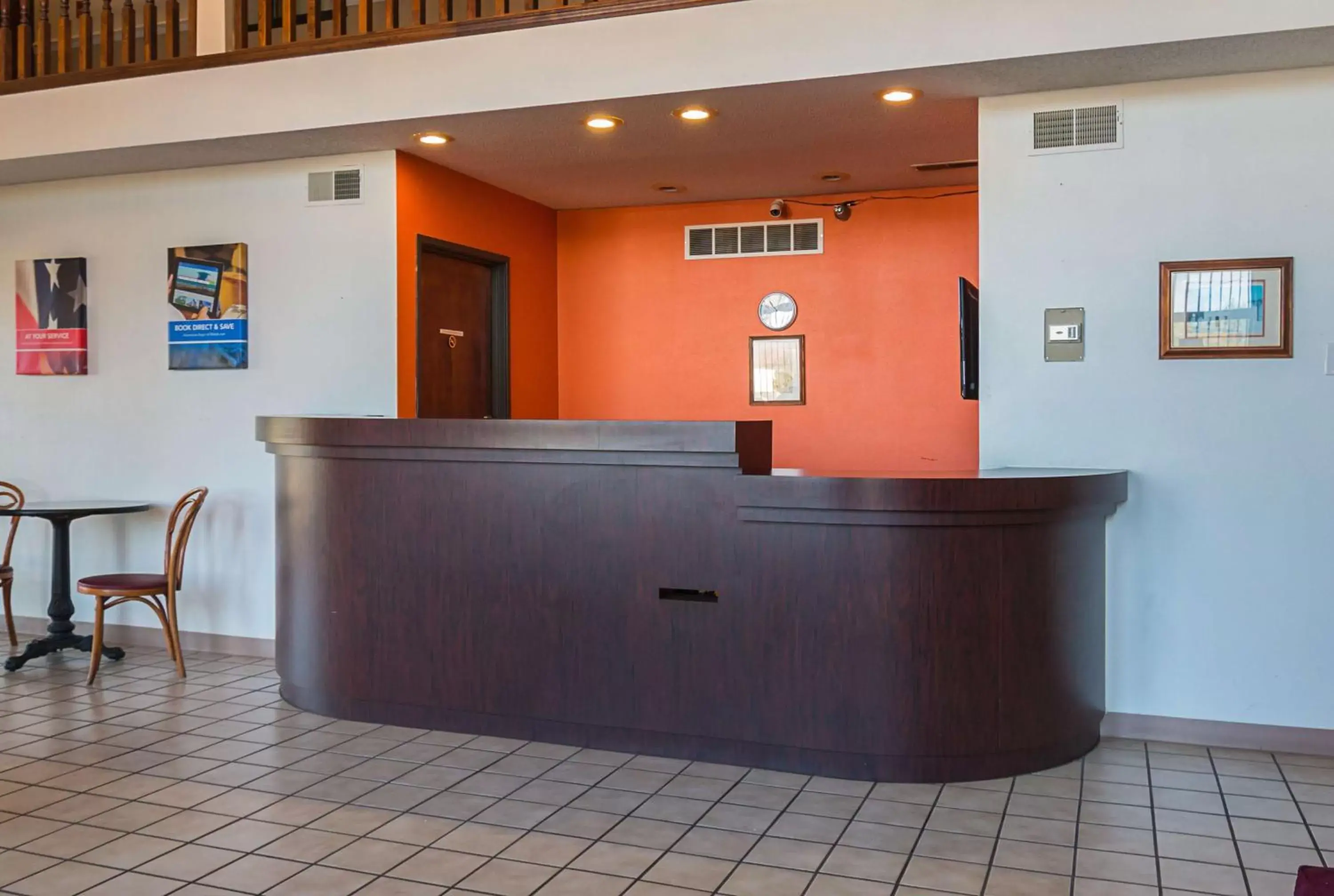 Lobby or reception, Lobby/Reception in Motel 6-Hannibal, MO