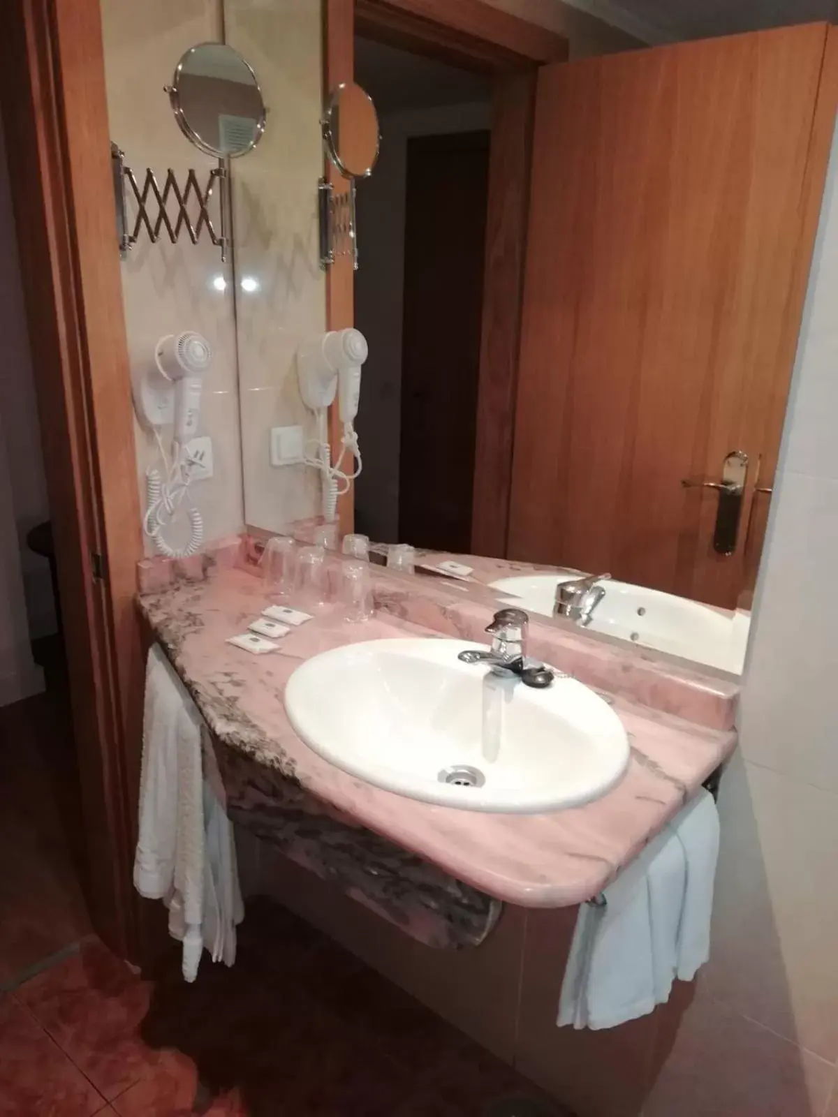 Bathroom in Hotel Brasa
