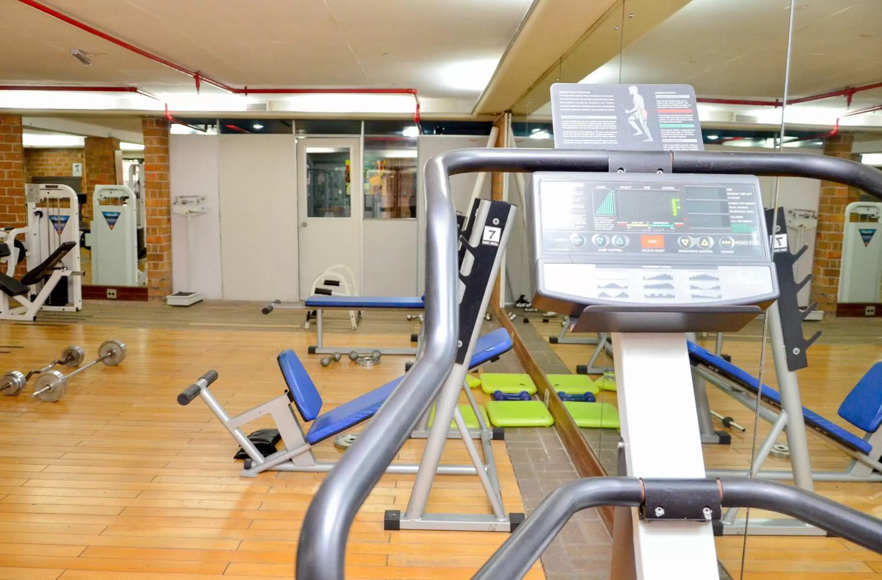 Fitness centre/facilities, Fitness Center/Facilities in Embaixador Hotel e Centro de Eventos
