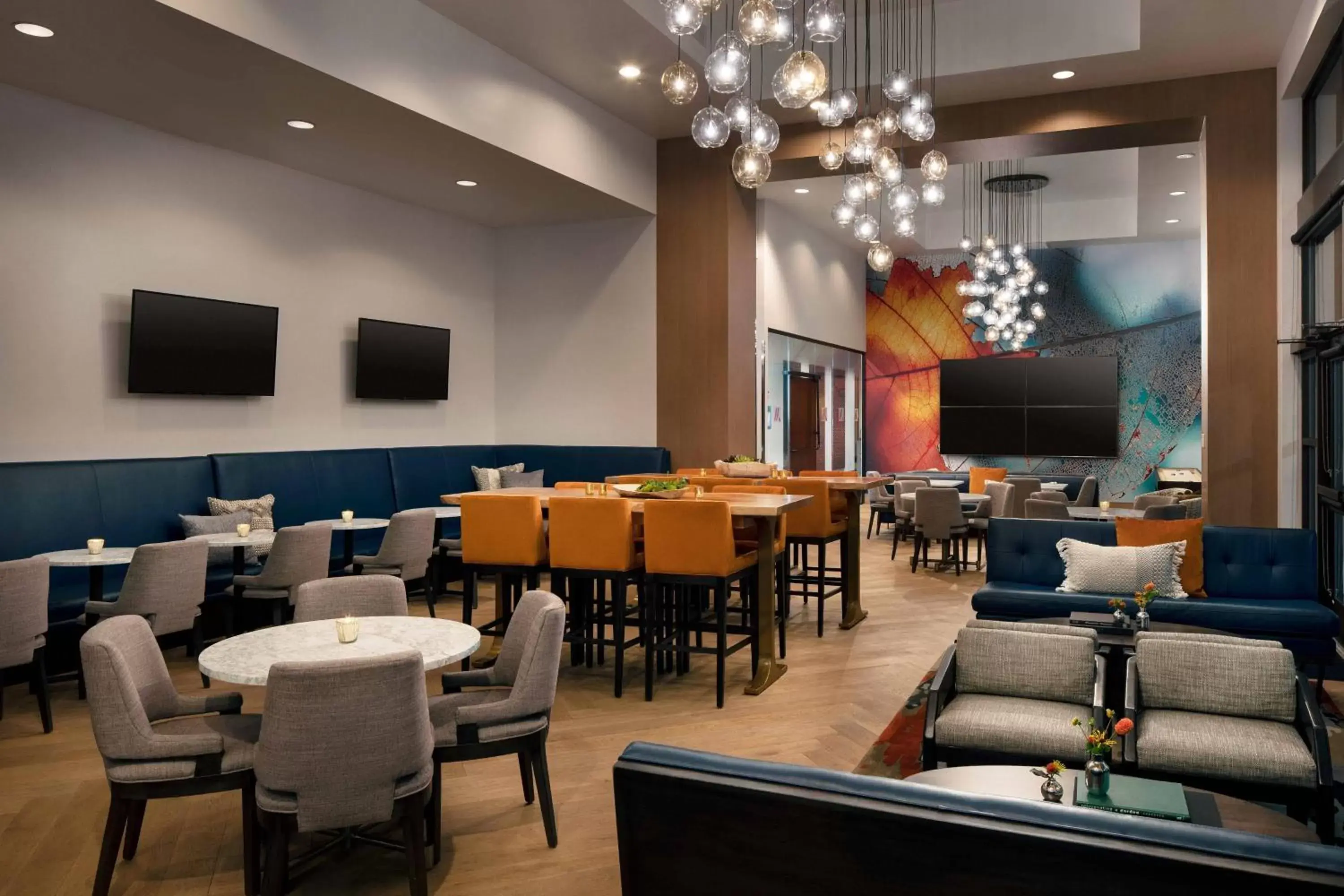 Lounge or bar, Restaurant/Places to Eat in Seattle Marriott Redmond