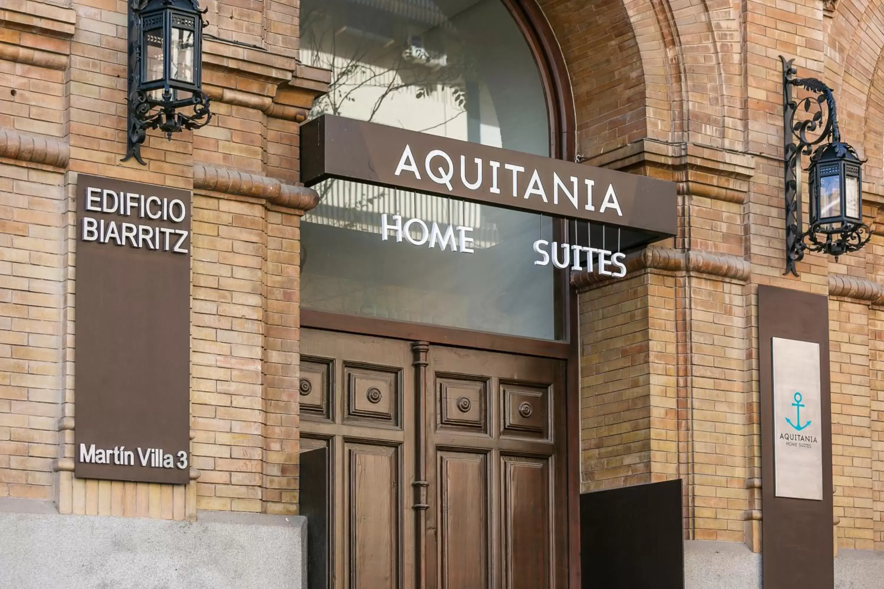 Facade/entrance in Aquitania Home Suites