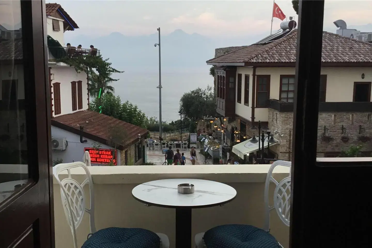 Balcony/Terrace in Mono Hotel