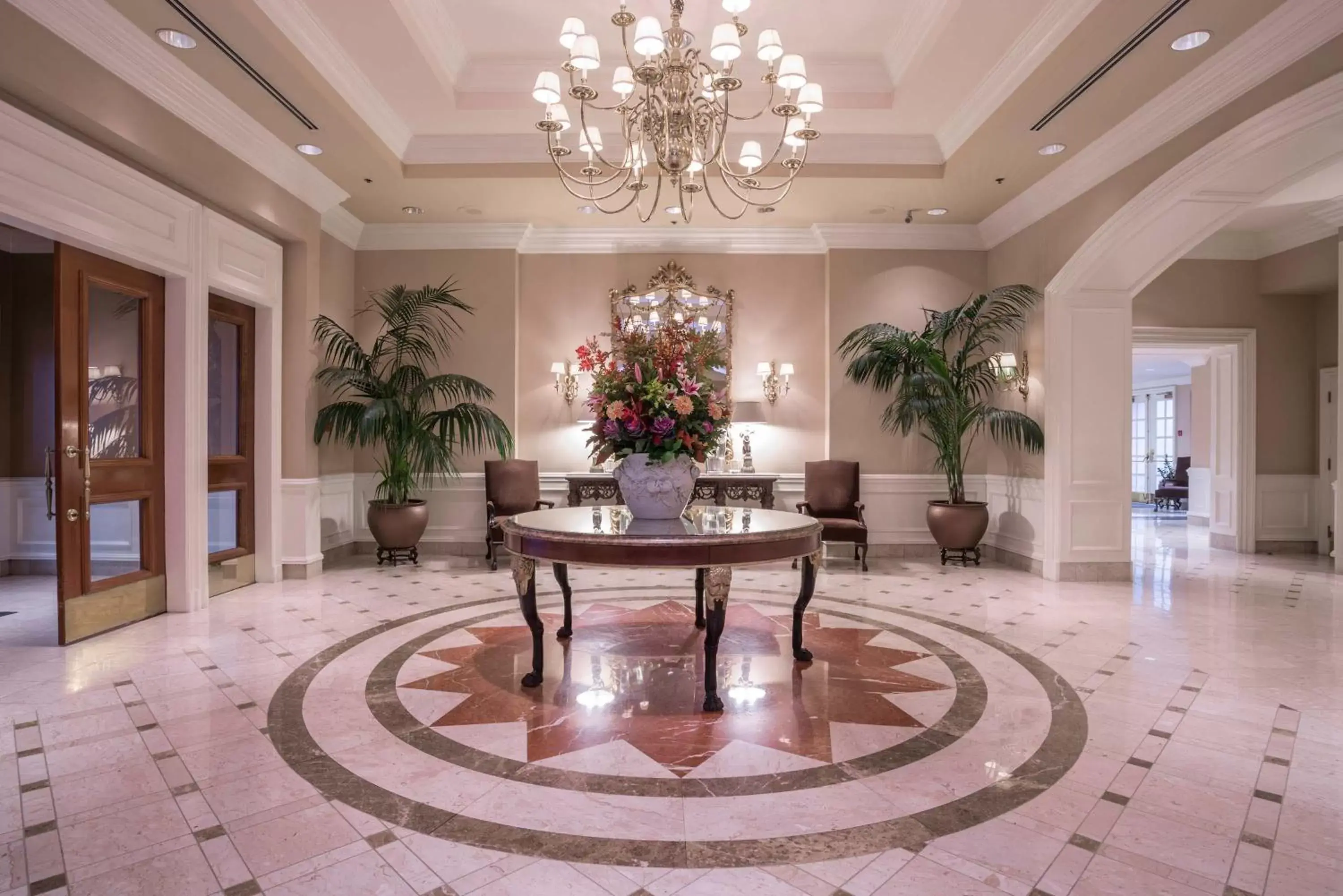 Lobby or reception, Lobby/Reception in La Grande Residence at the Sutton Place Hotel