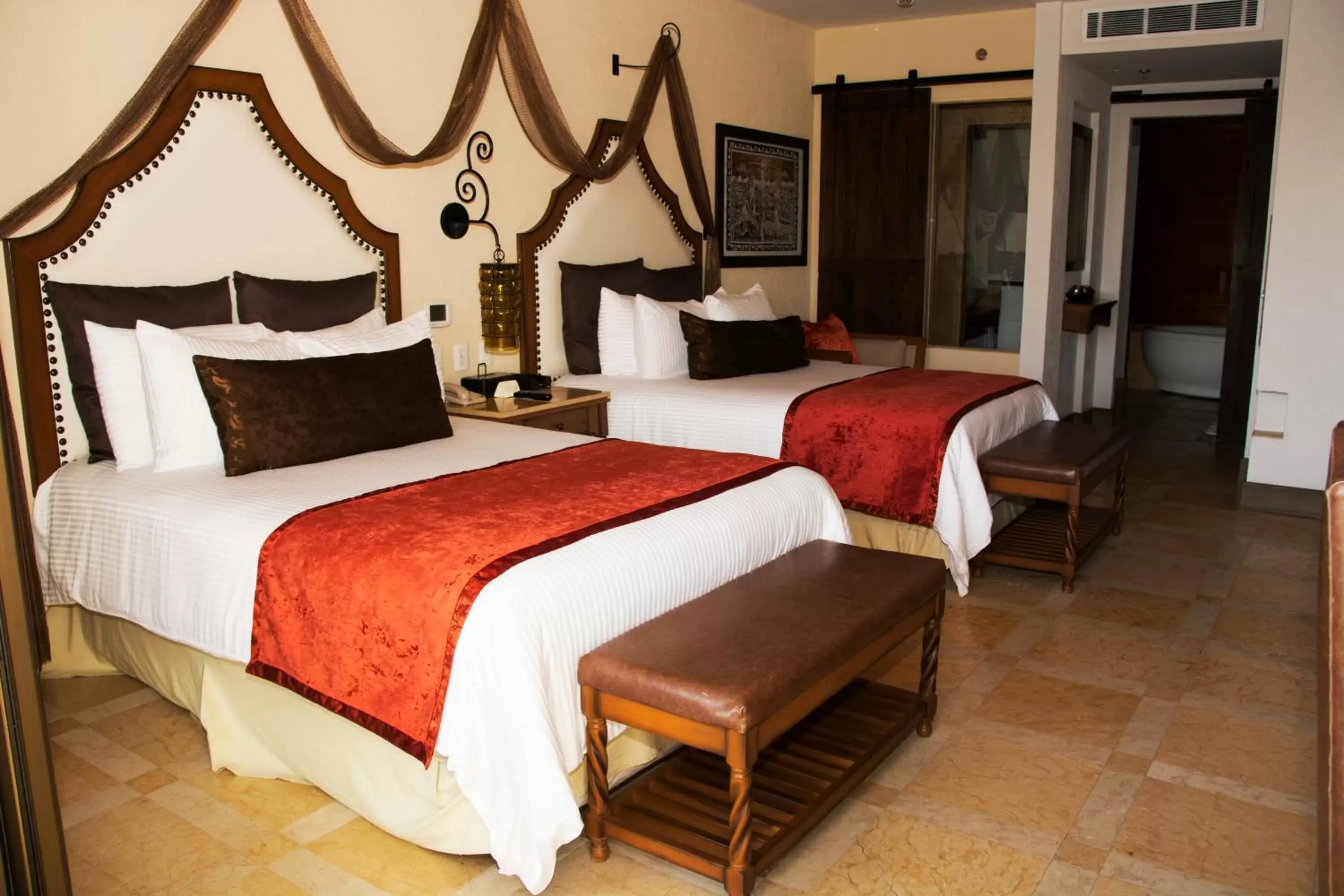 Bed in Secrets Puerto Los Cabos Golf & Spa18+