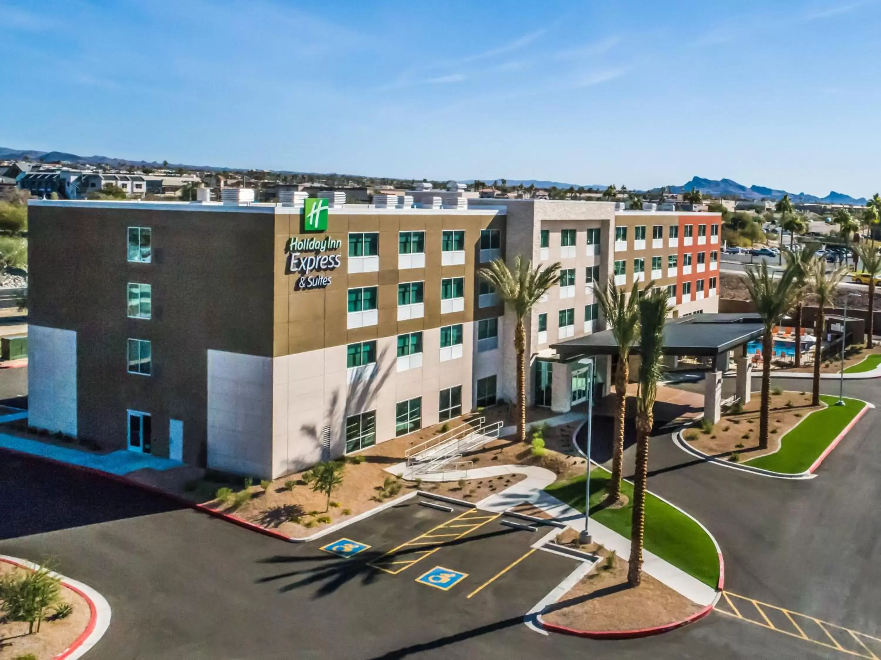 Property building in Holiday Inn Express & Suites Lake Havasu - London Bridge, an IHG Hotel