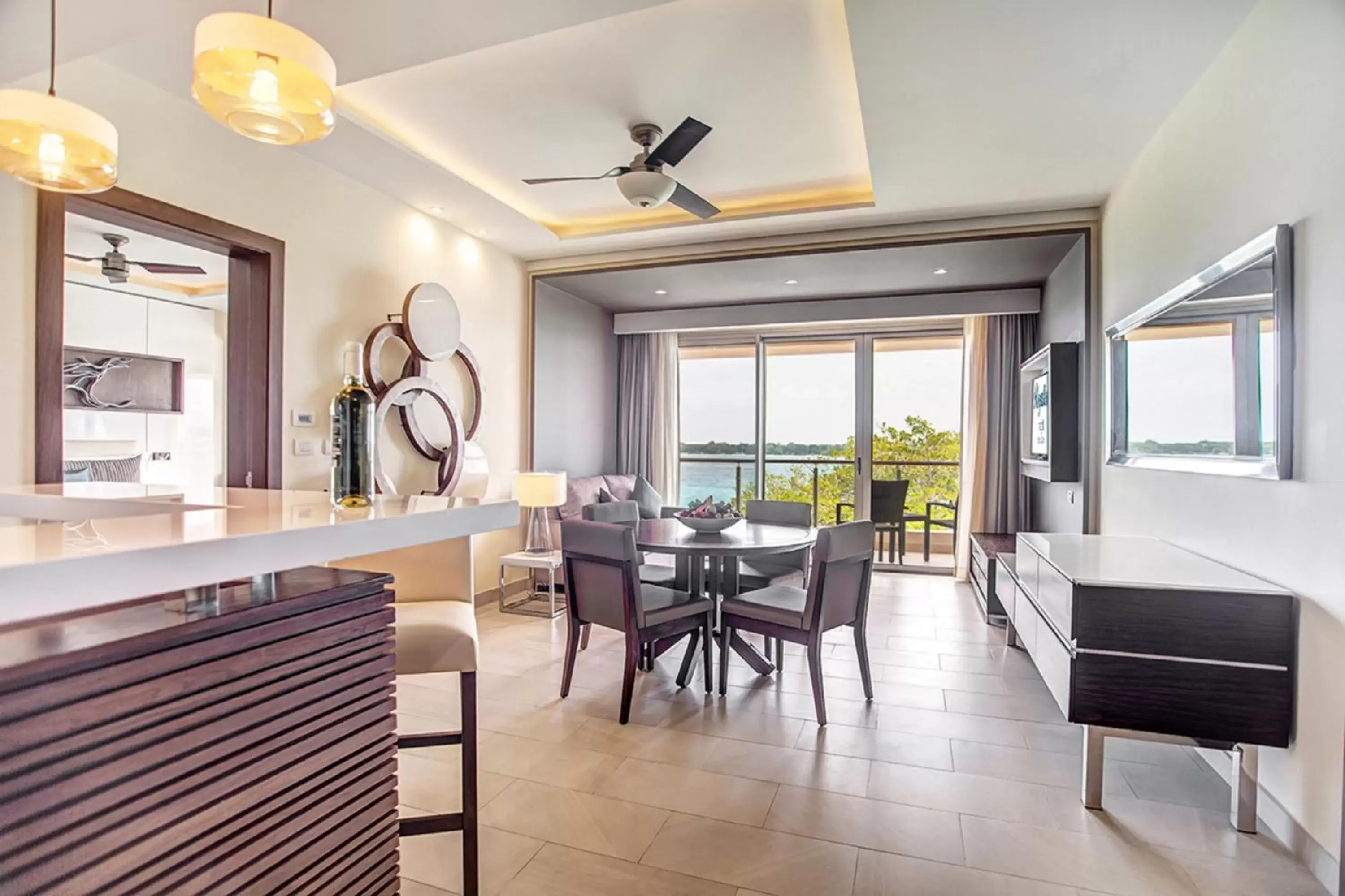 Dining Area in Hideaway at Royalton Negril, An Autograph Collection All-Inclusive Resort - Adults Only