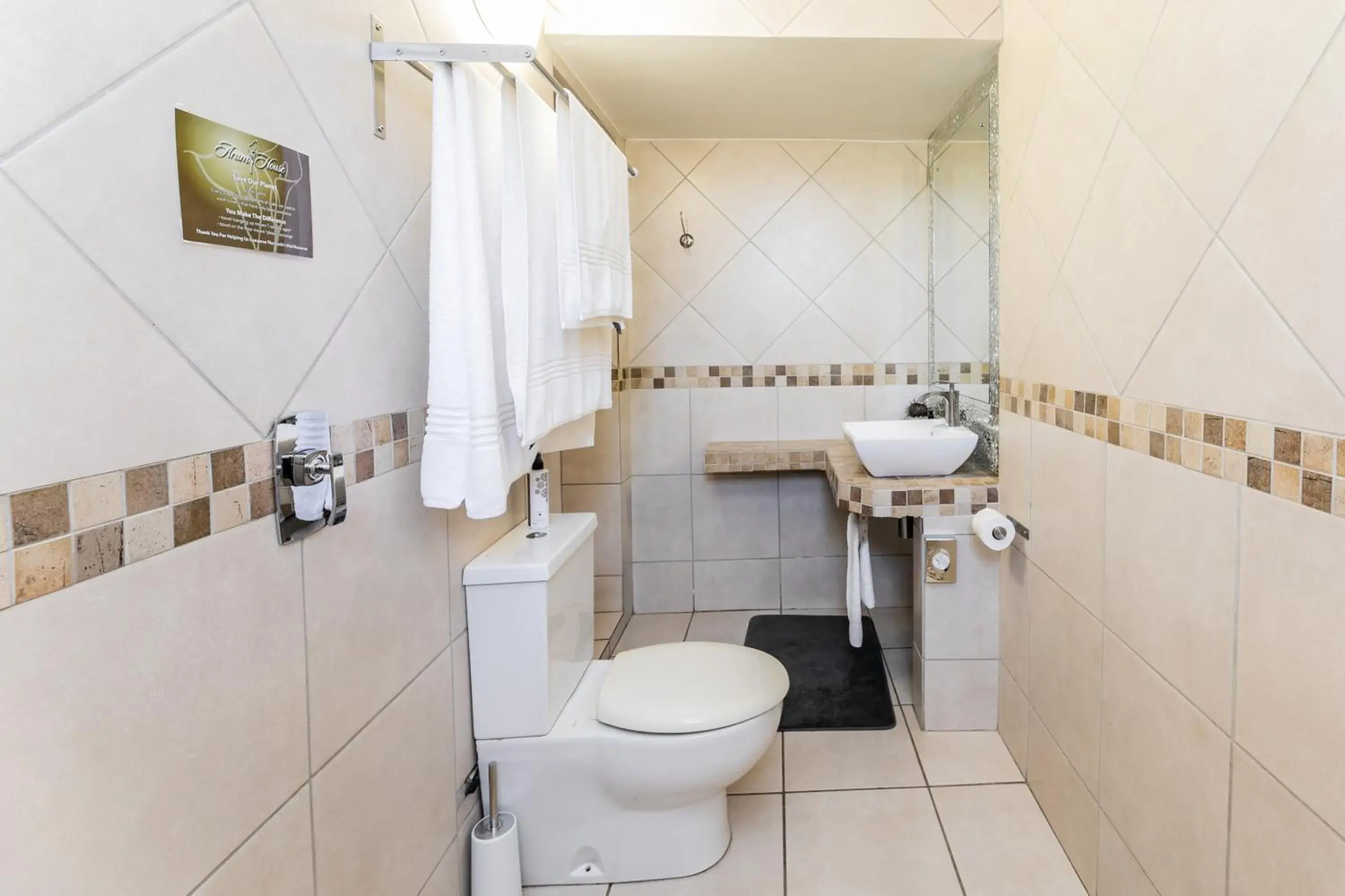 Bathroom in Arum Guest House