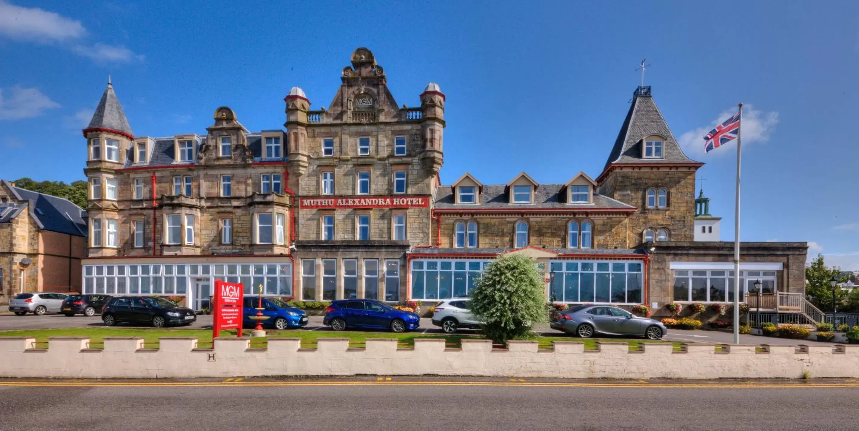 Property building in Muthu Alexandra Hotel Property building in Muthu Alexandra Hotel