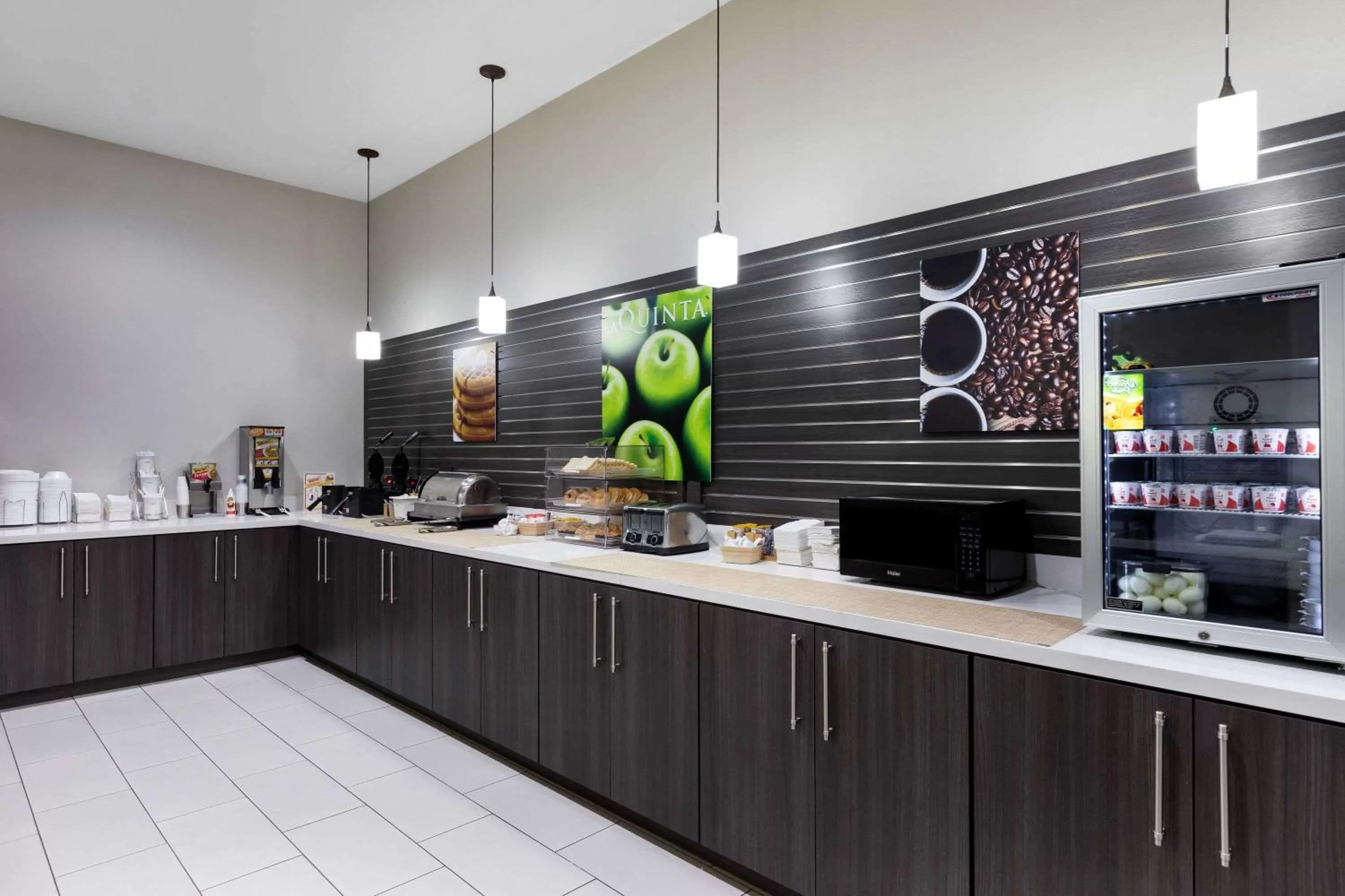 Restaurant/places to eat in La Quinta by Wyndham Claremore