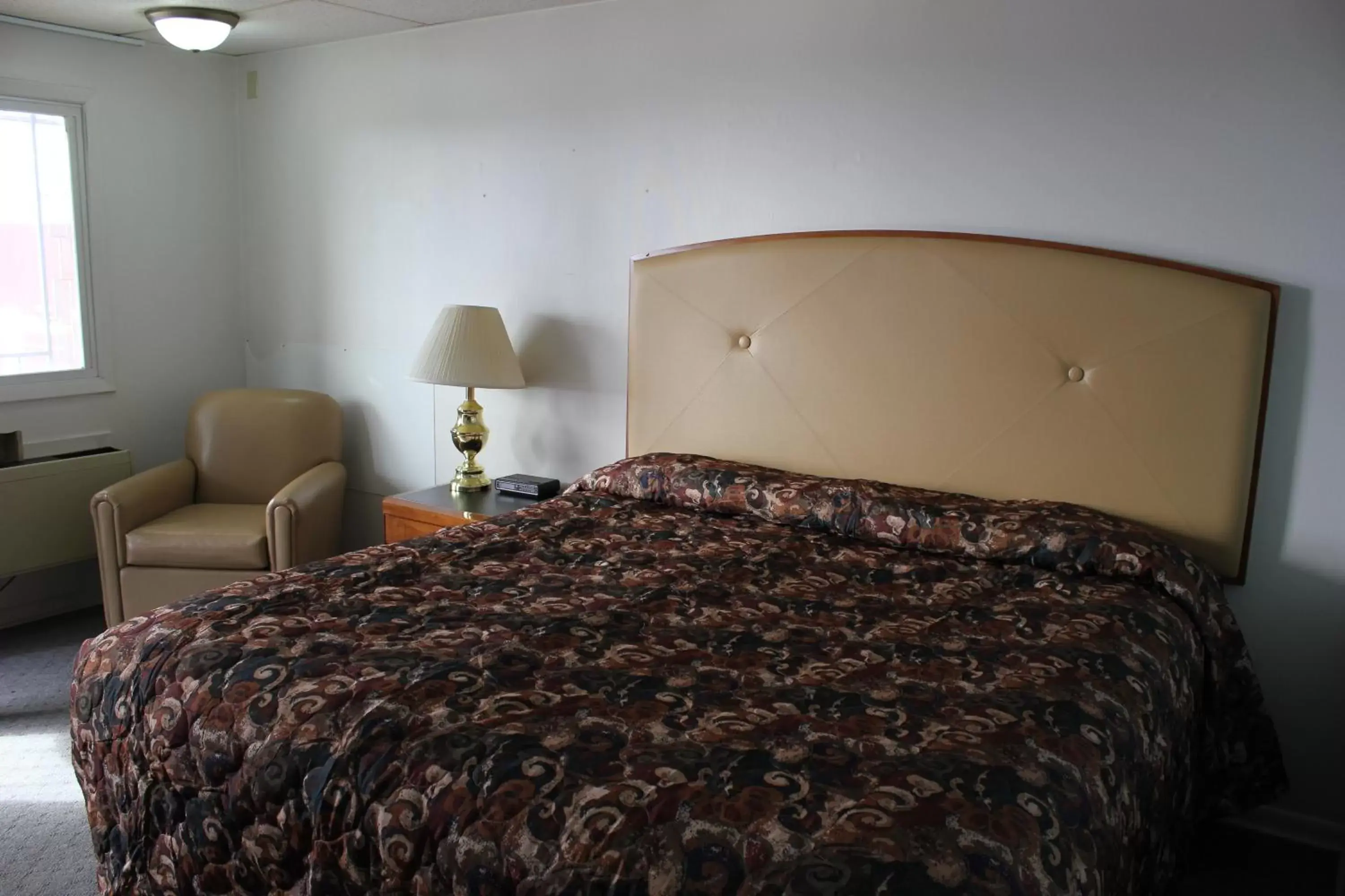 King Room - Non-Smoking in Midlands Lodge King Room - Non-Smoking in Midlands Lodge