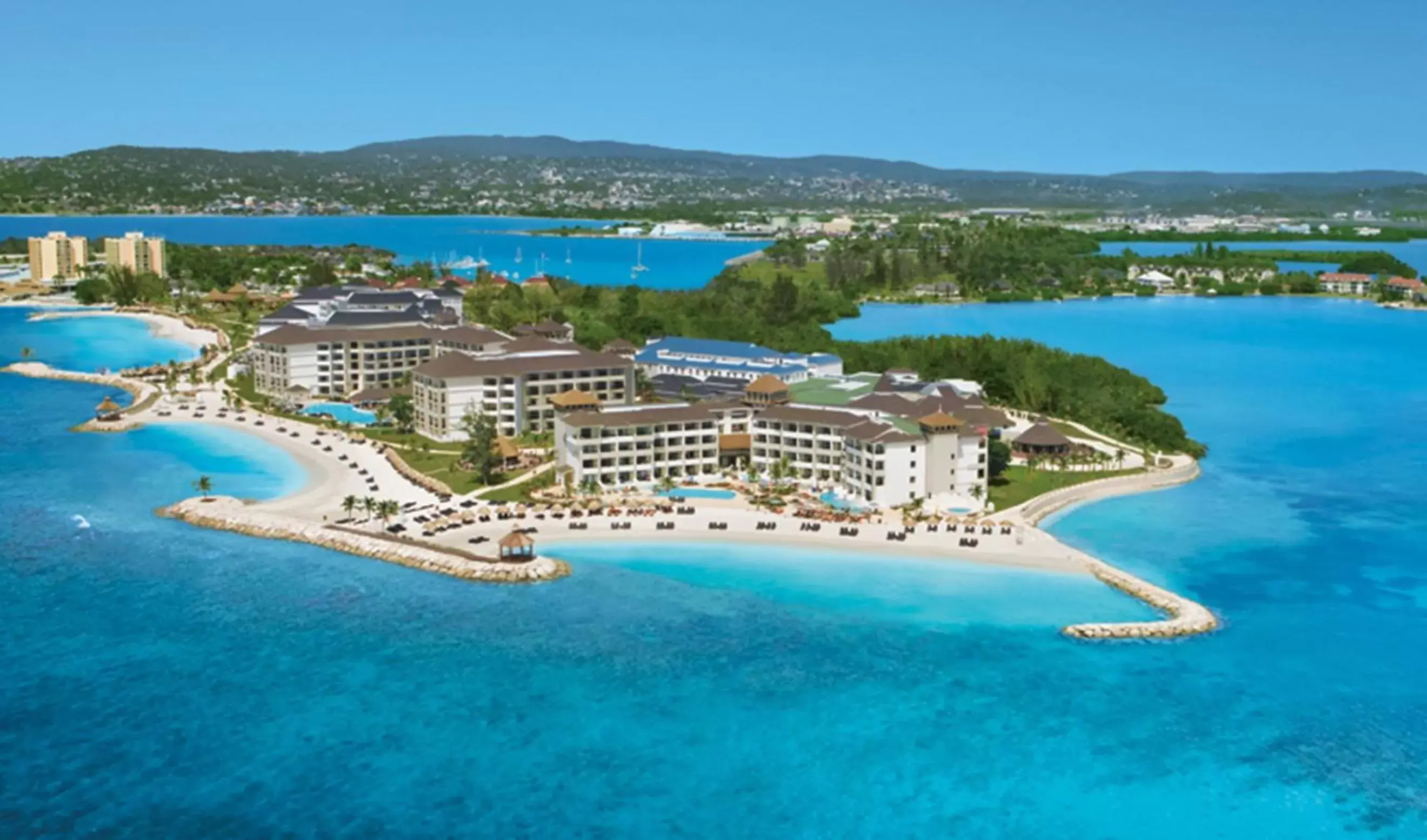 Day, Bird's-eye View in Secrets Wild Orchid