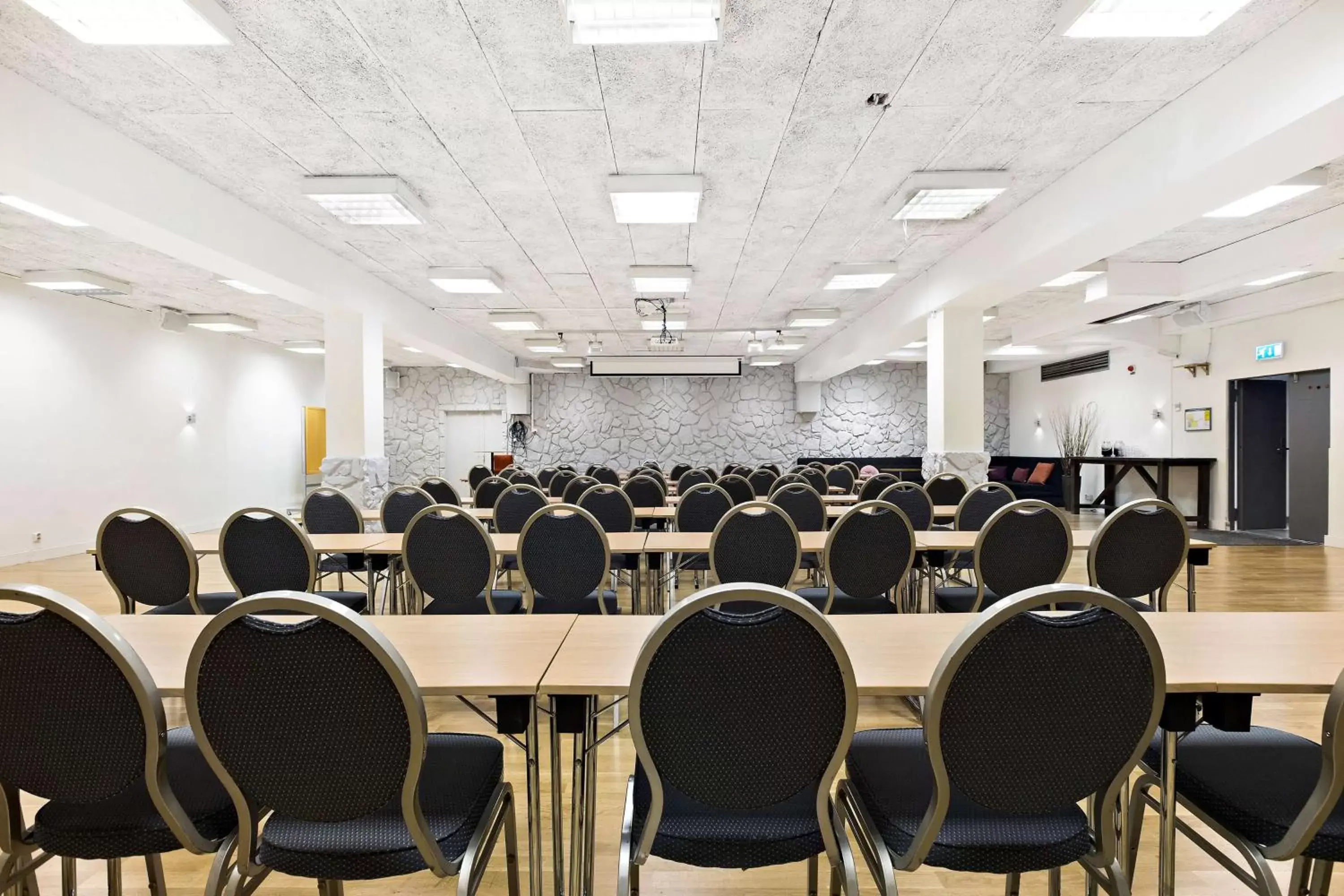 Meeting/conference room in Best Western Plaza Hotel