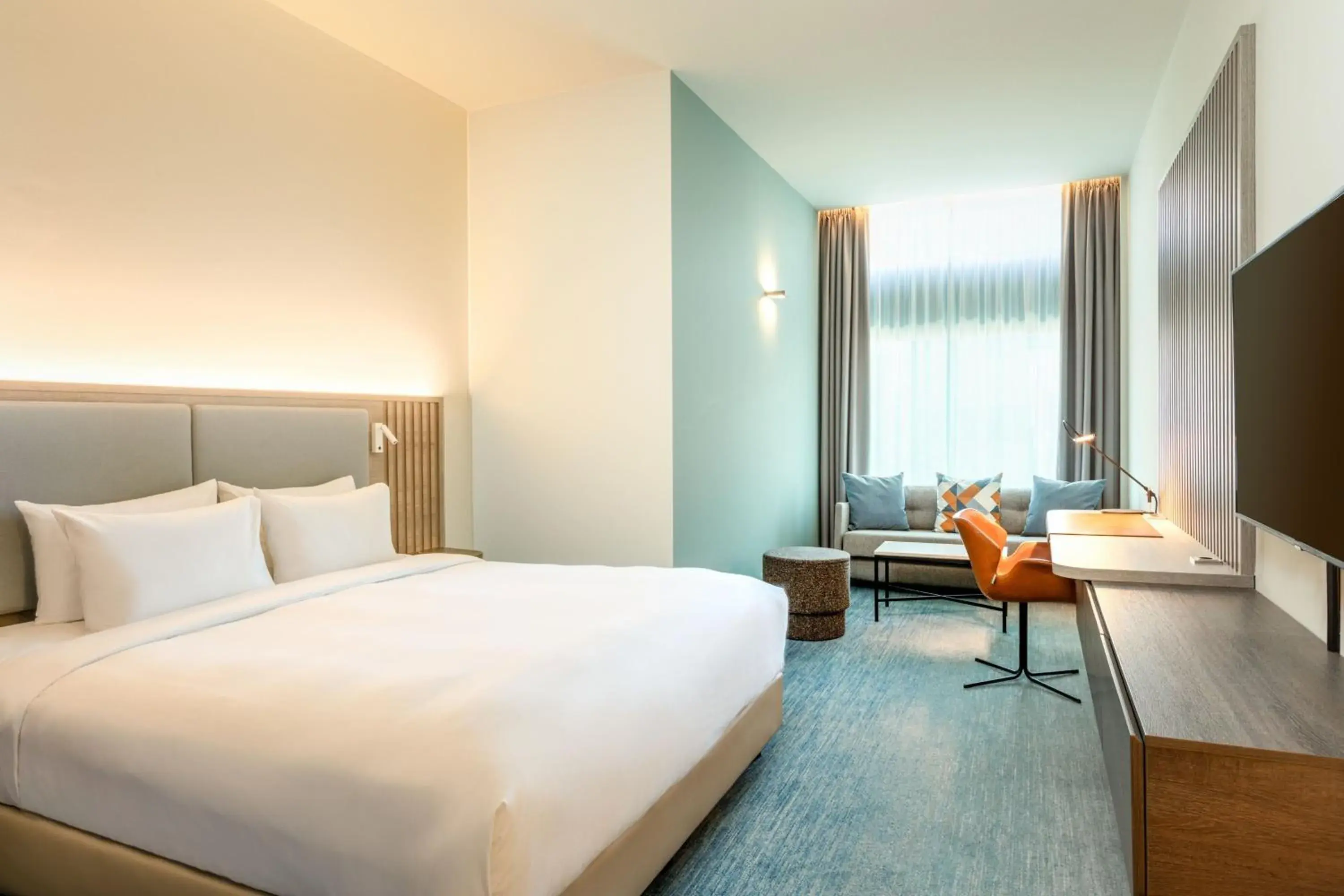 Photo of the whole room, Bed in Courtyard by Marriott Amsterdam Arena Atlas