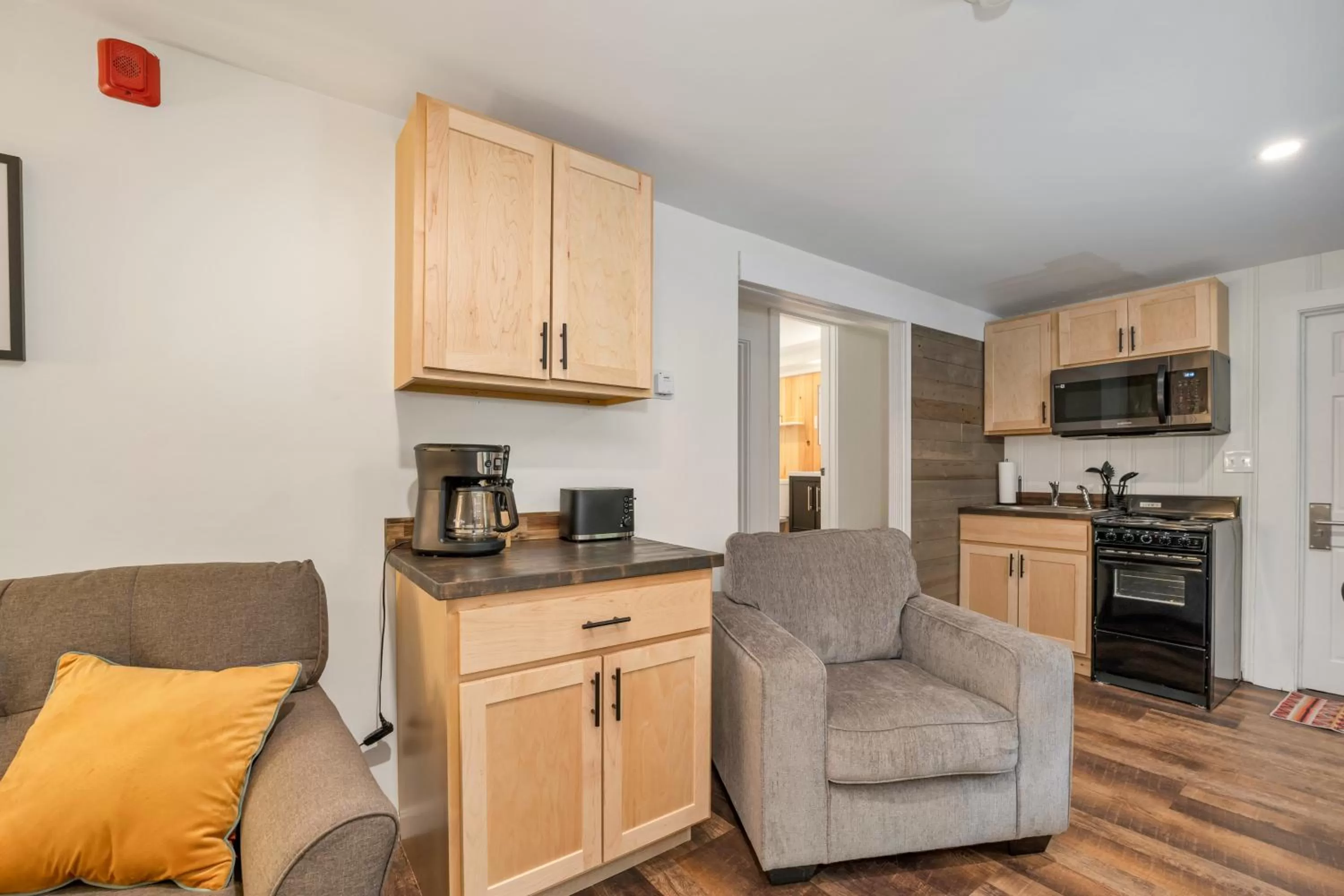 Coffee/tea facilities in The Inn & More