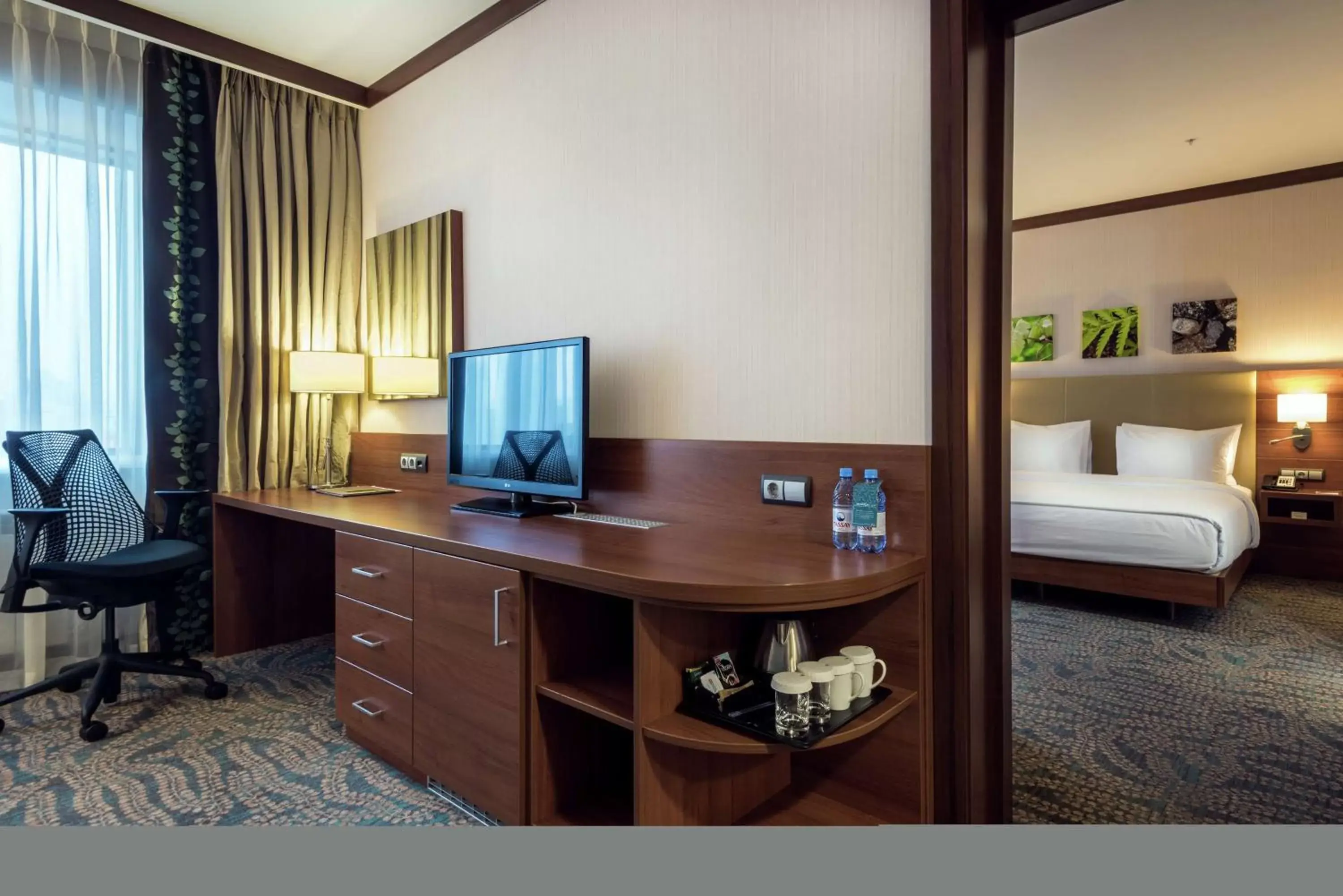 Bedroom, Bed in Hilton Garden Inn Astana