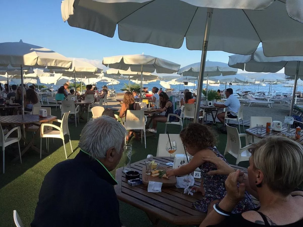 Restaurant/places to eat in CASABELLA-LAGO MAGGIORE