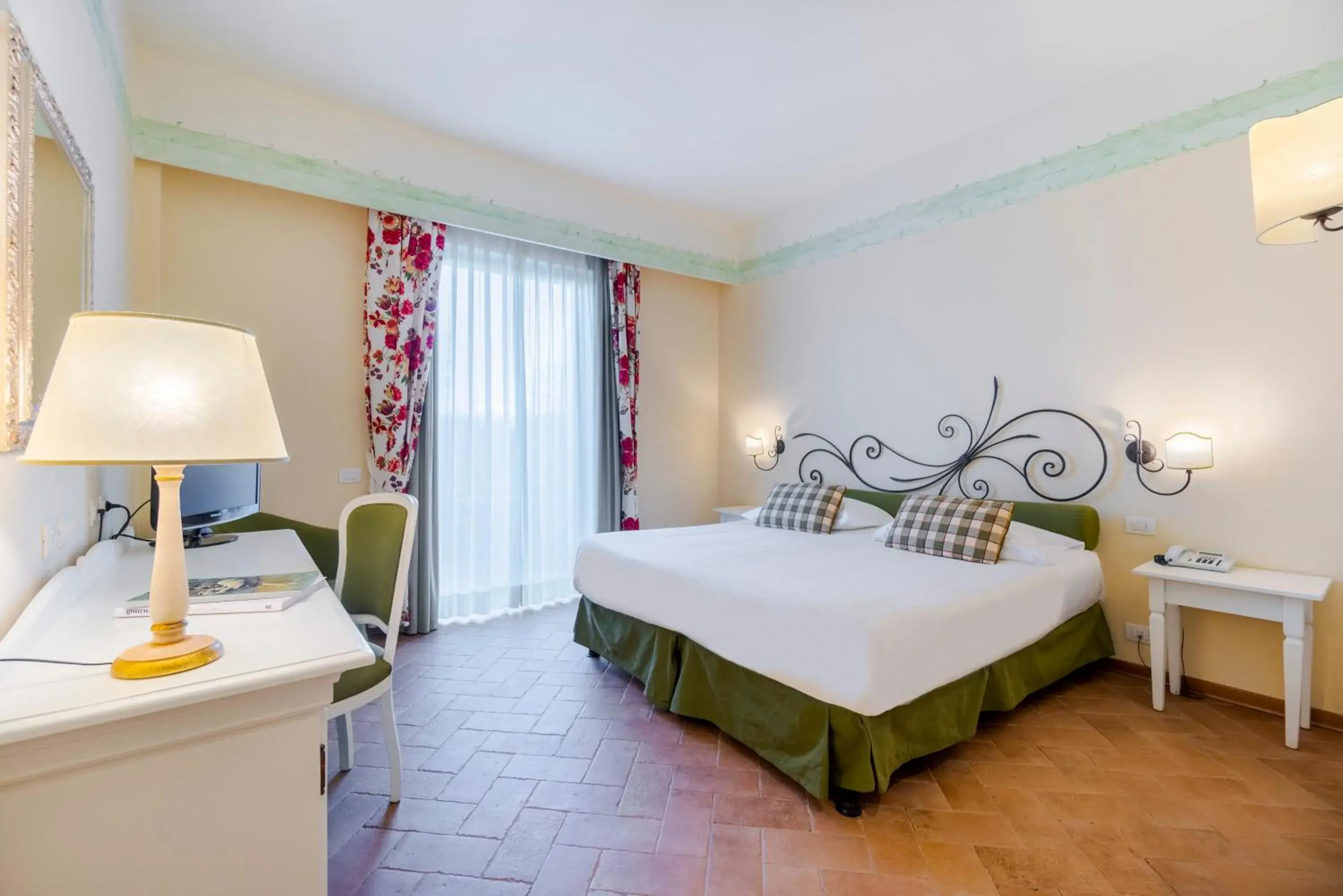 Photo of the whole room, Bed in Hotel Borgo Di Cortefreda