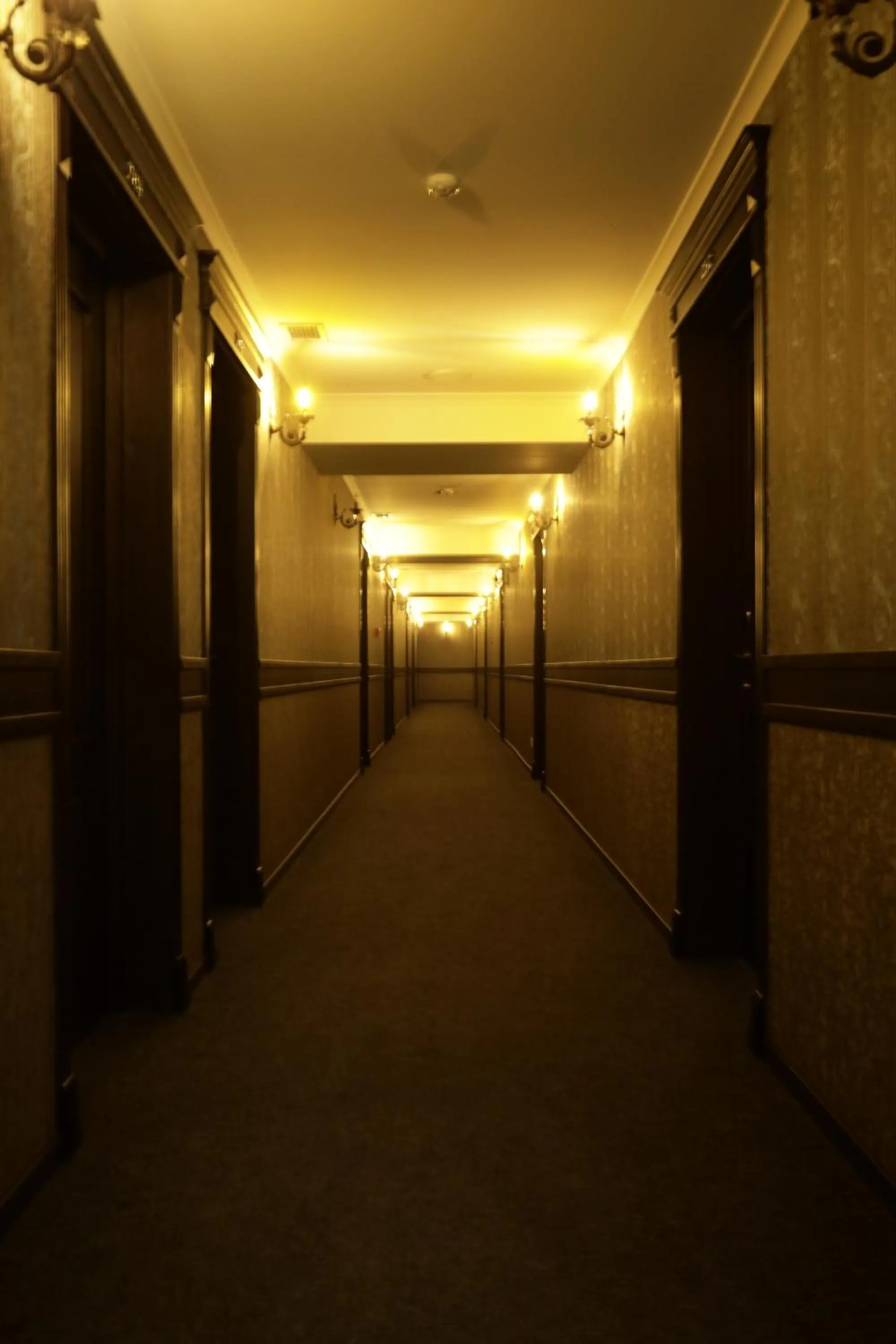 Lunch in Redline Hotel