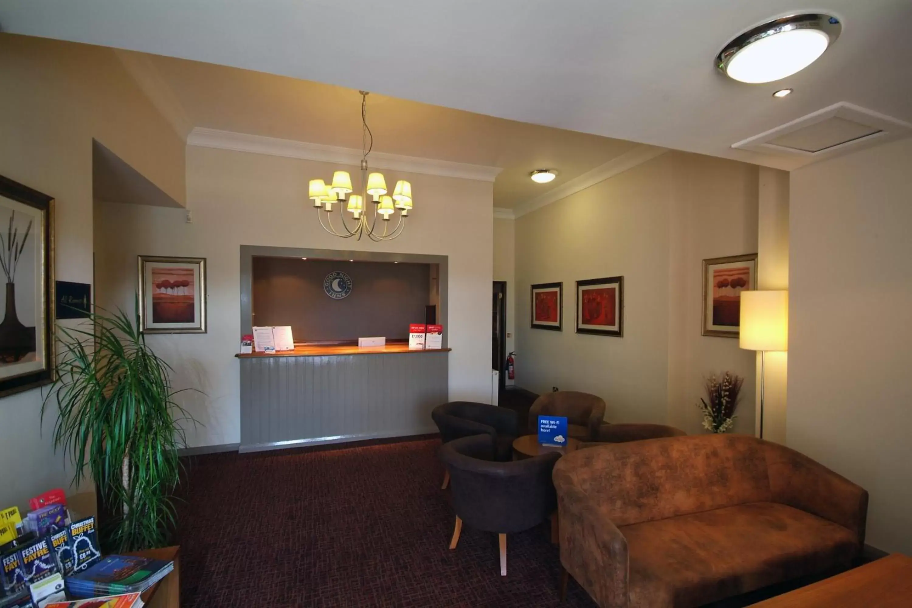 Lobby or reception, Lobby/Reception in Kingstown Hotel by Greene King Inns