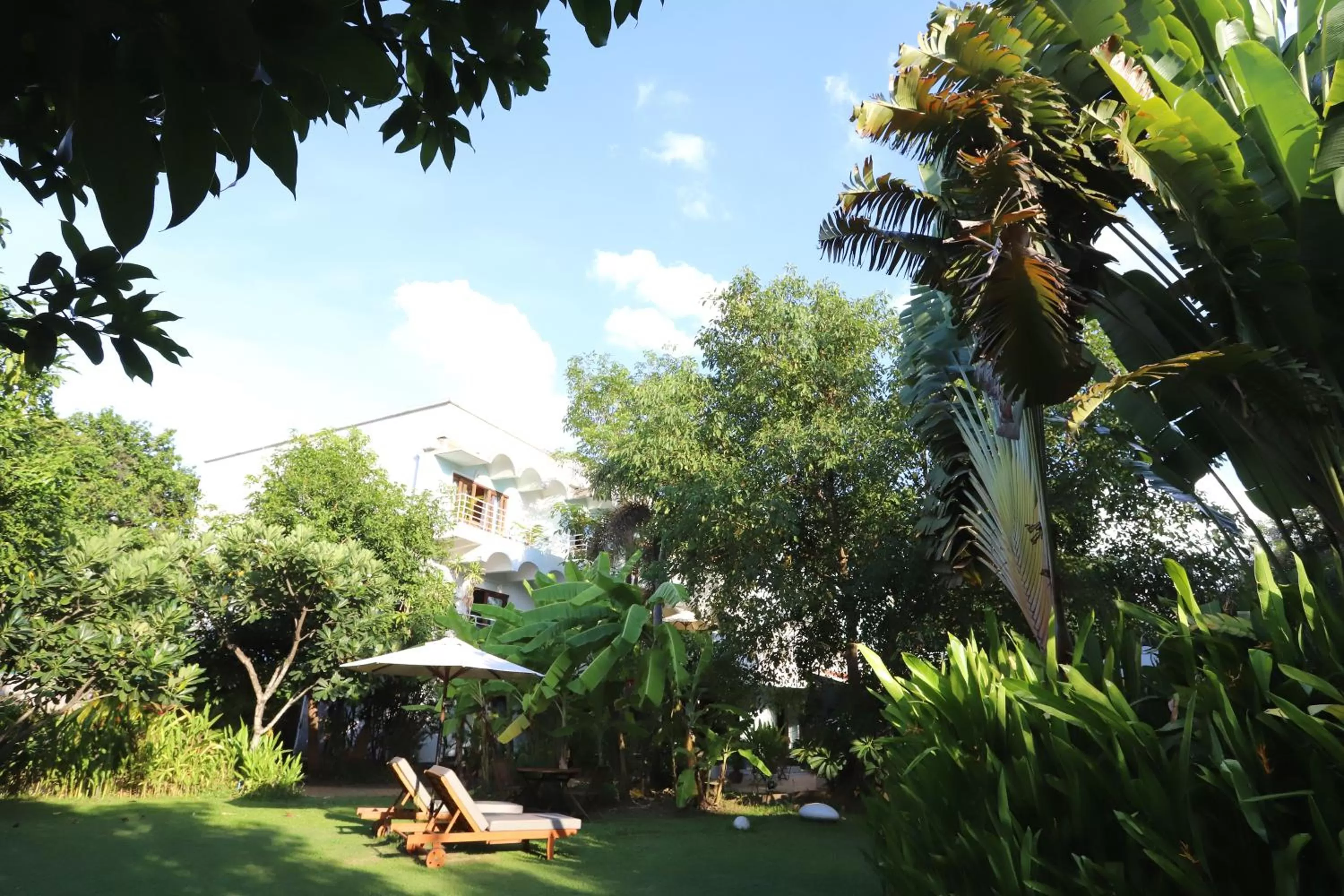 Garden in iRoHa Garden Hotel & Resort