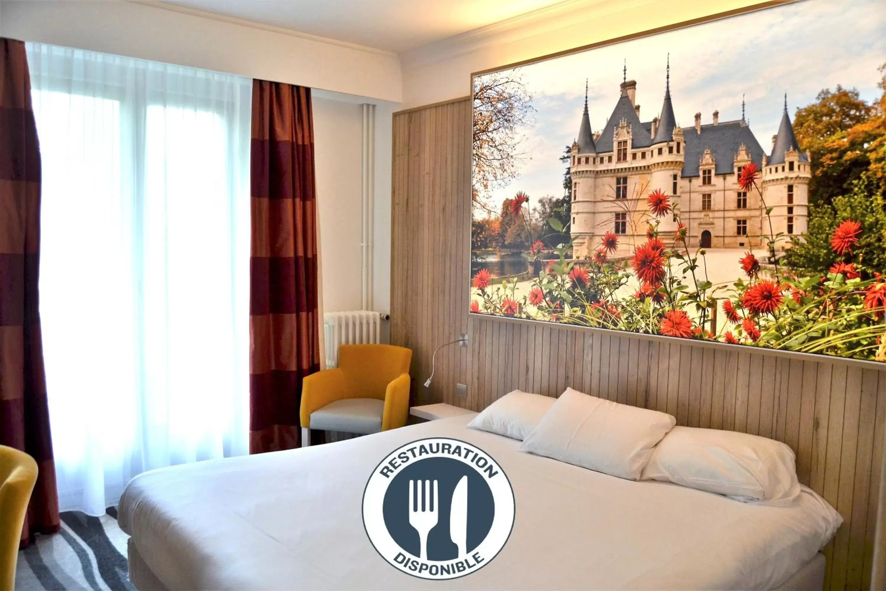 Coffee/tea facilities, Bed in Kyriad Hotel Tours Centre Coffee/tea facilities, Bed in Kyriad Hotel Tours Centre