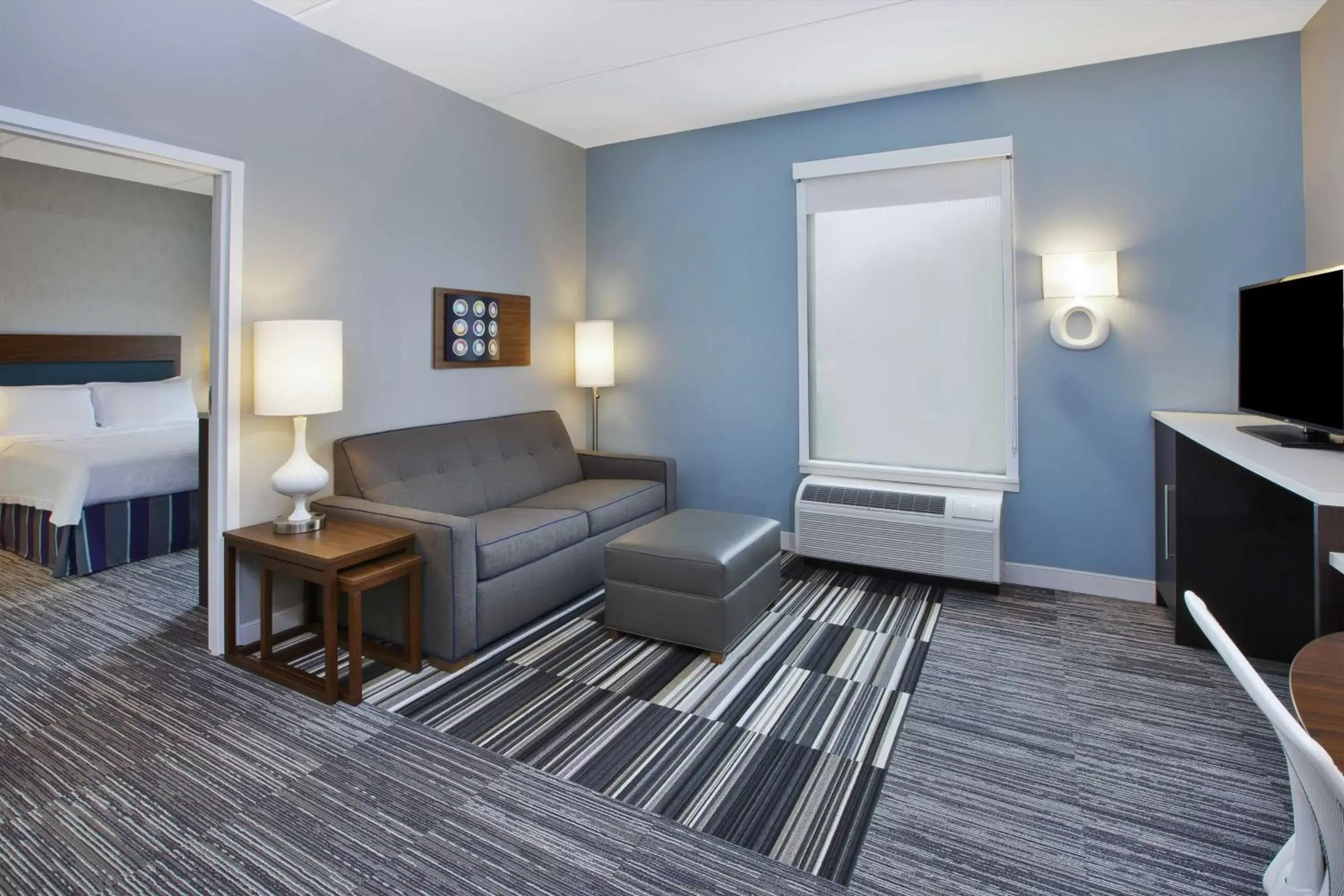 Living room, Bed in Home2 Suites By Hilton Pittsburgh Area Beaver Valley Living room, Bed in Home2 Suites By Hilton Pittsburgh Area Beaver Valley