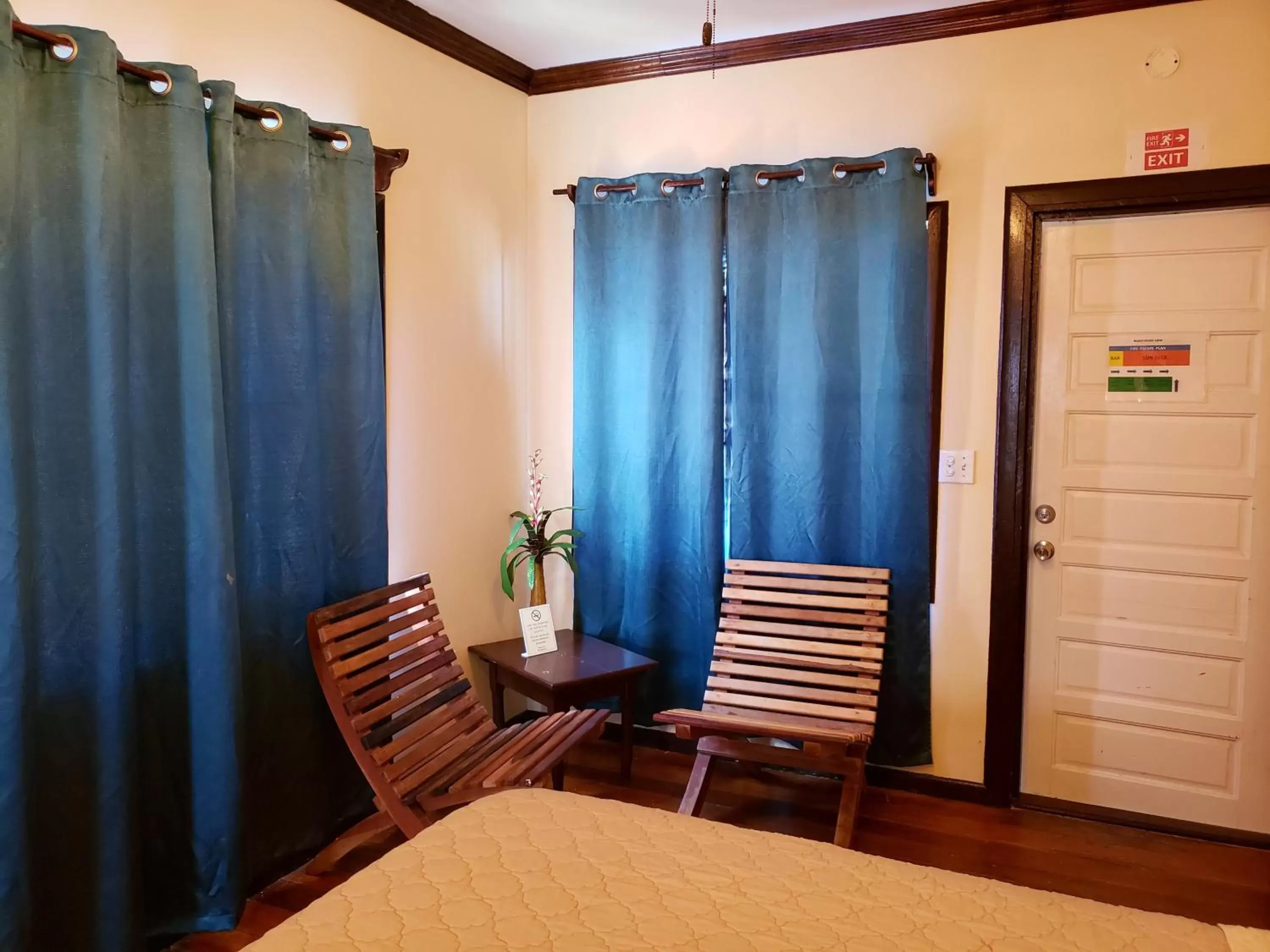Bedroom, Seating Area in Ocean Tide Beach Resort