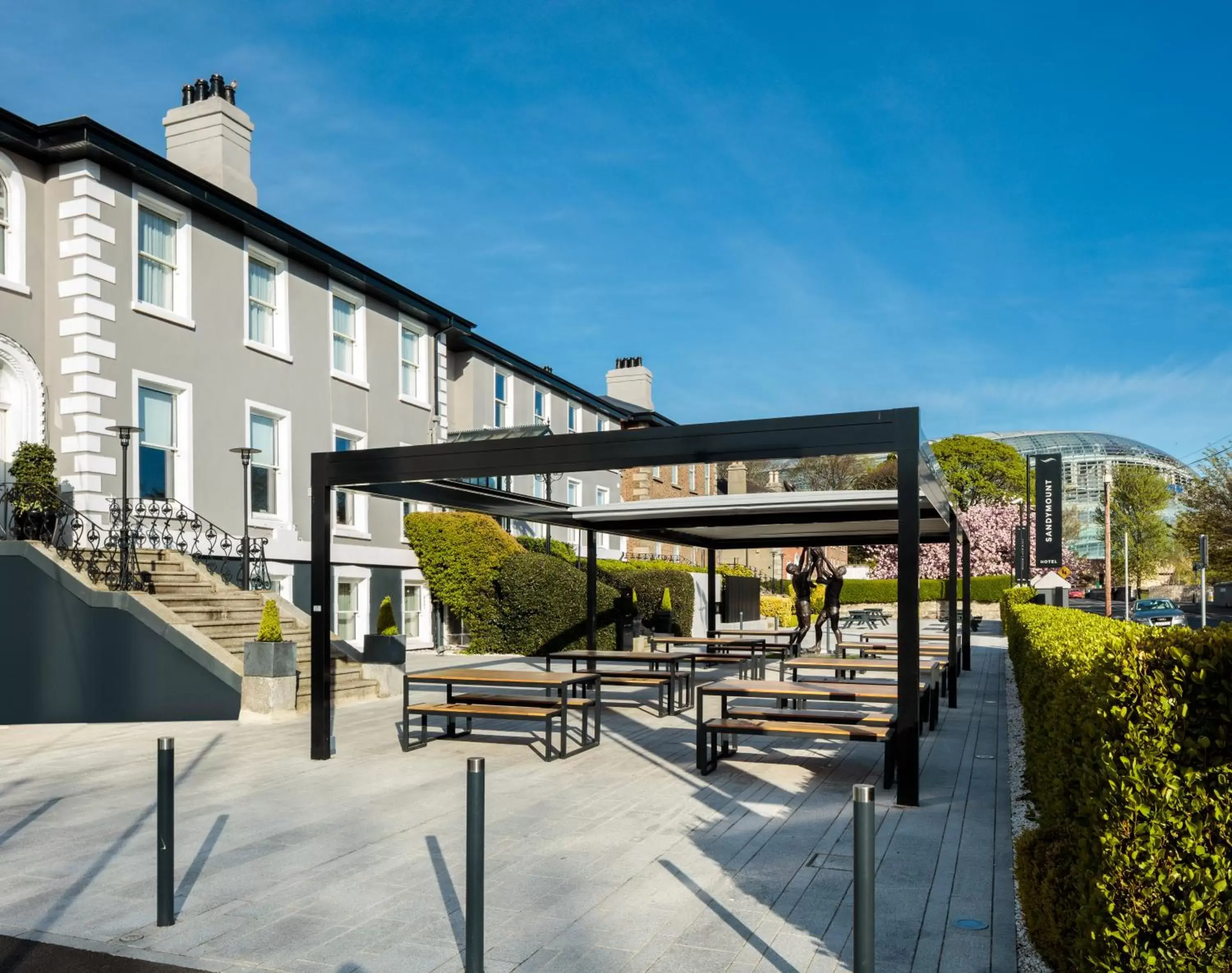 Property Building in Sandymount Hotel