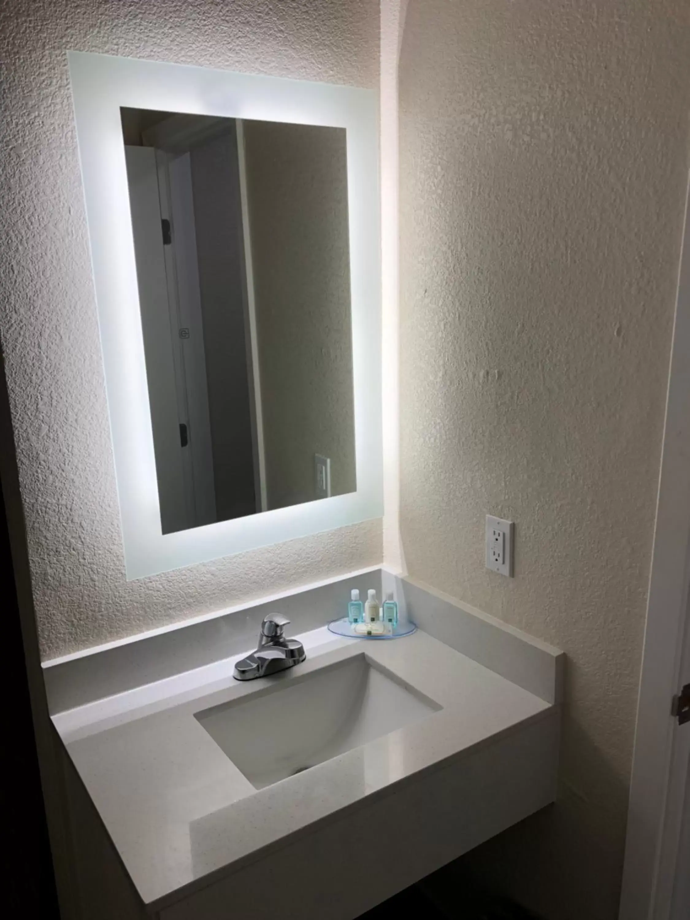 Bathroom in Quality Inn