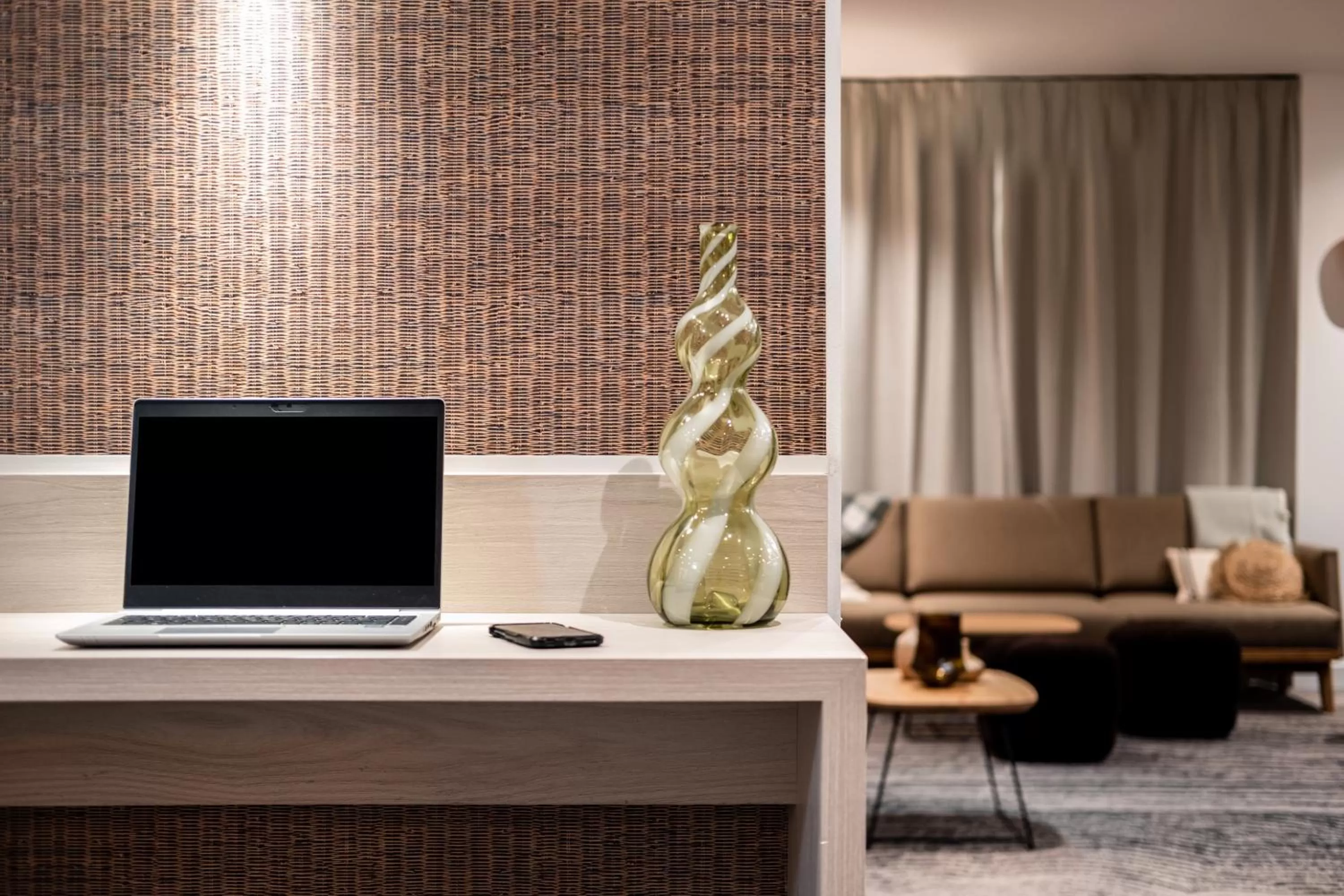 Lounge or bar in Mercure Grenoble Meylan