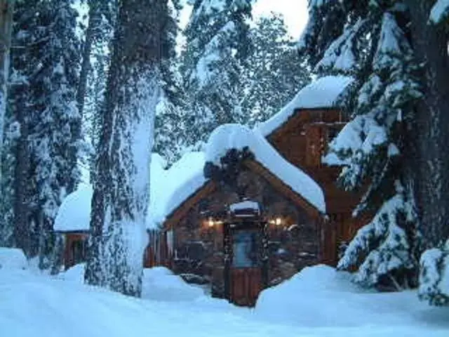 Lobby or reception, Winter in Cottage Inn At Lake Tahoe