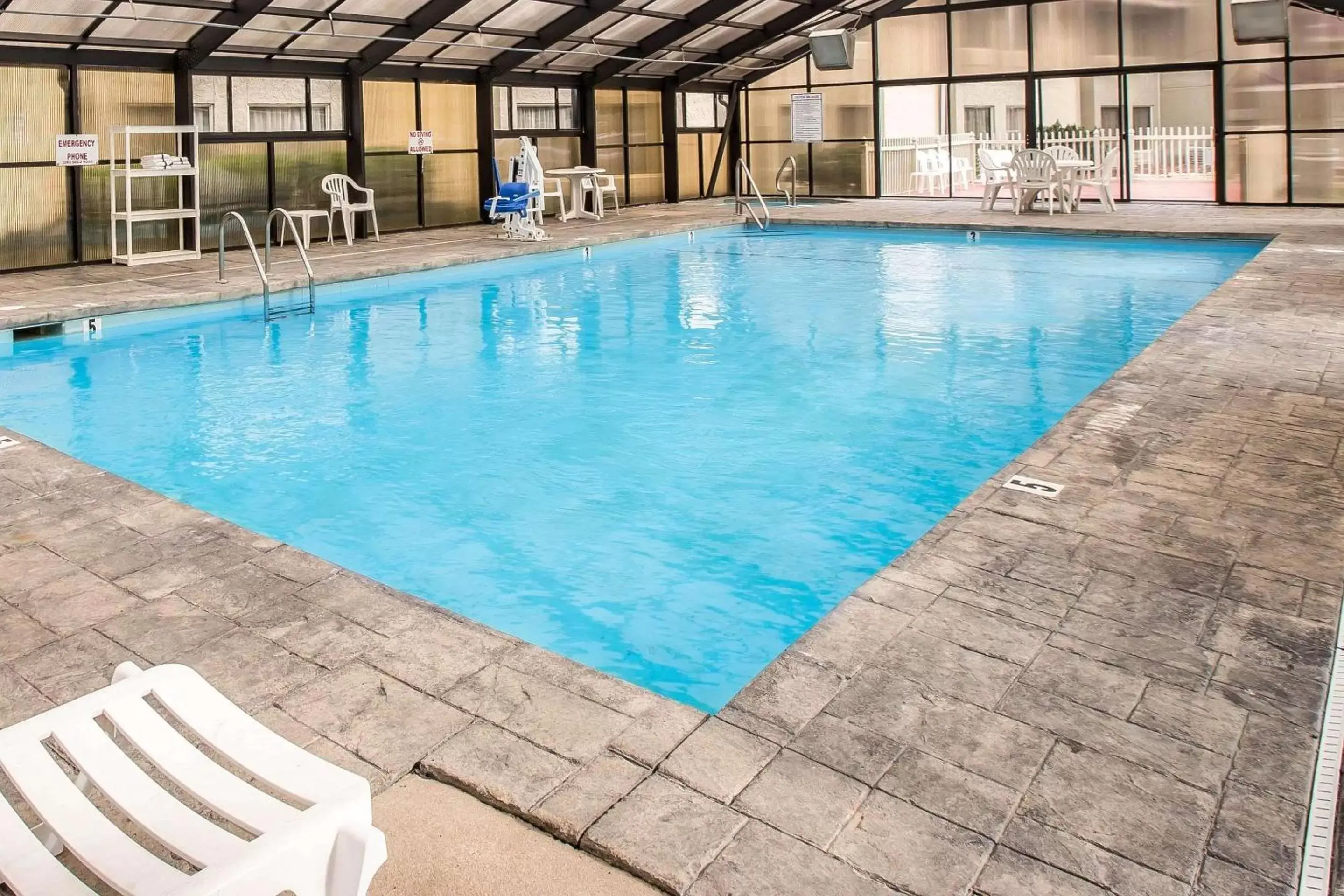 On site, Swimming Pool in Comfort Inn near Great Smoky Mountain National Park