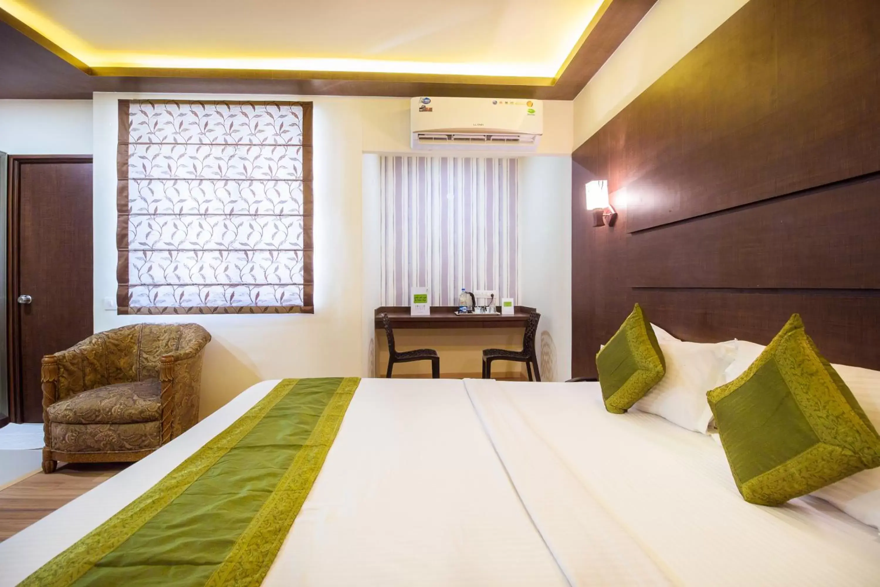 Bedroom, Bed in Itsy Hotels Arastu Inn Bedroom, Bed in Itsy Hotels Arastu Inn