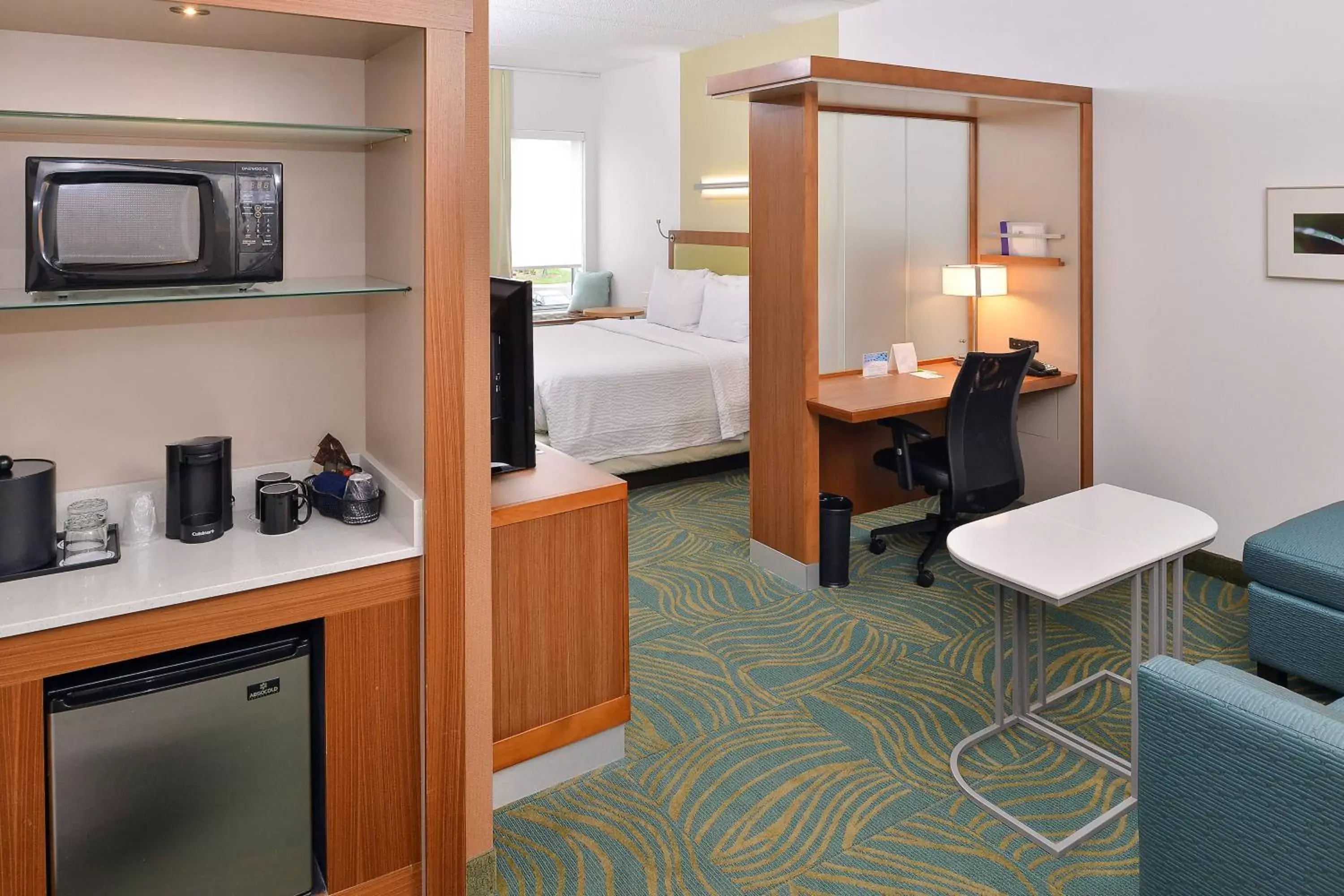Bedroom, Bed in SpringHill Suites by Marriott Raleigh Cary