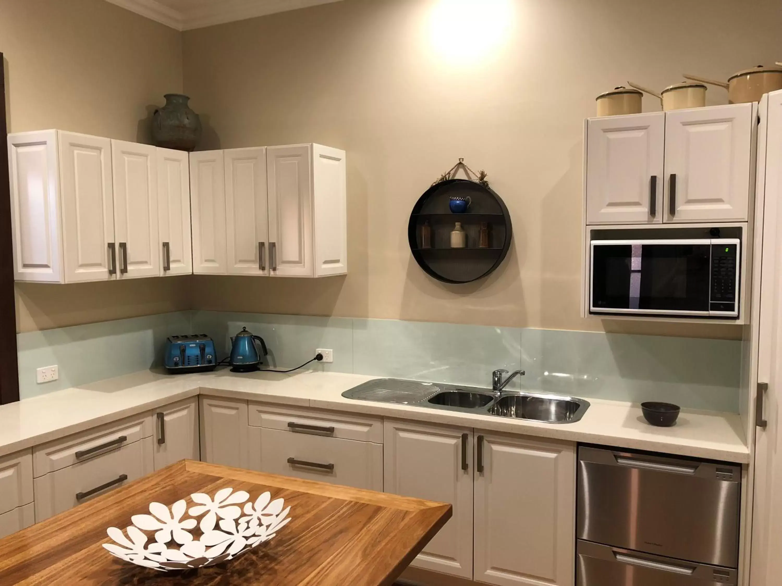 Kitchen or kitchenette, Kitchen/Kitchenette in Boulevard on Beaumont