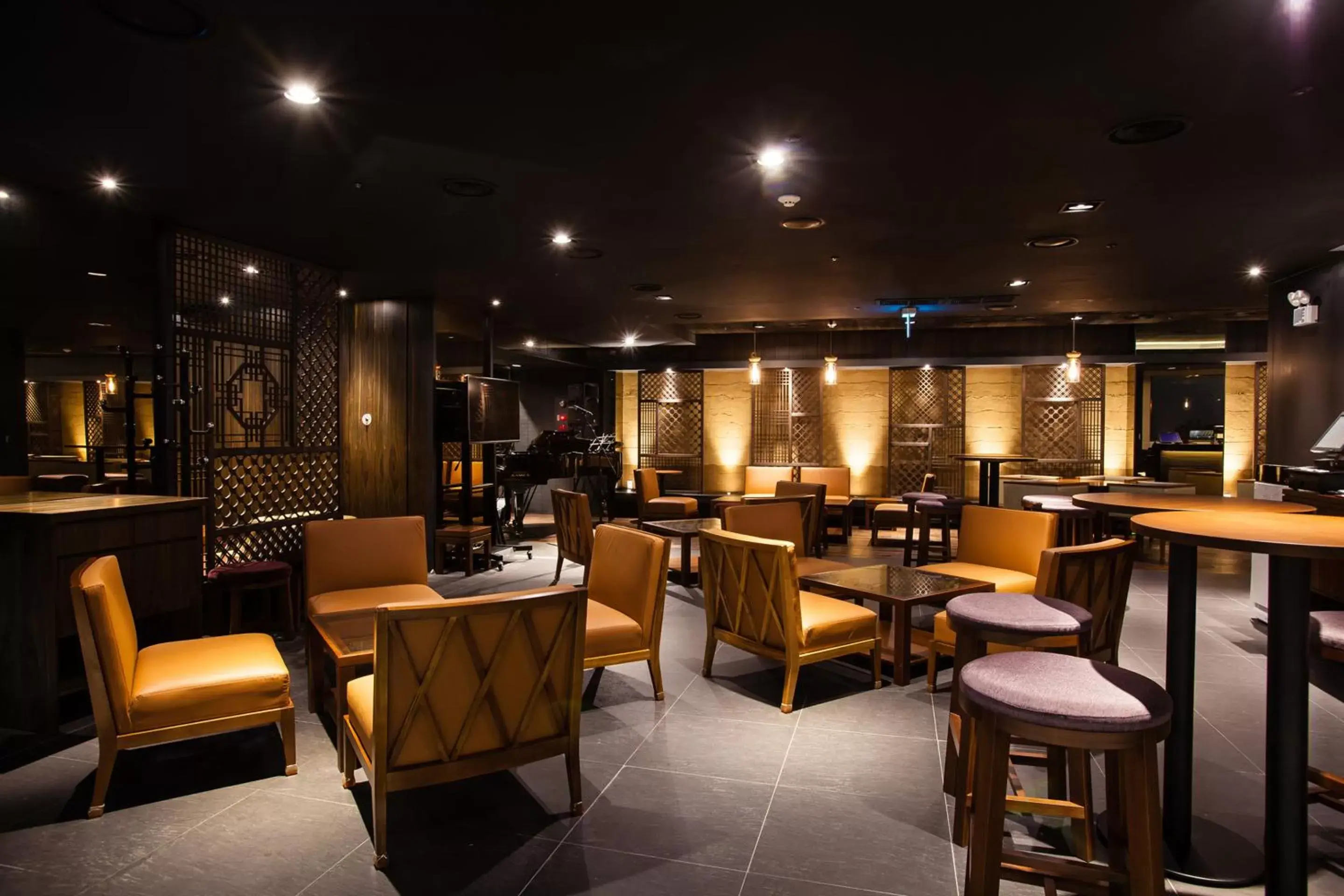 Lounge or bar, Restaurant/Places to Eat in Hotel Hyundai by Lahan Ulsan