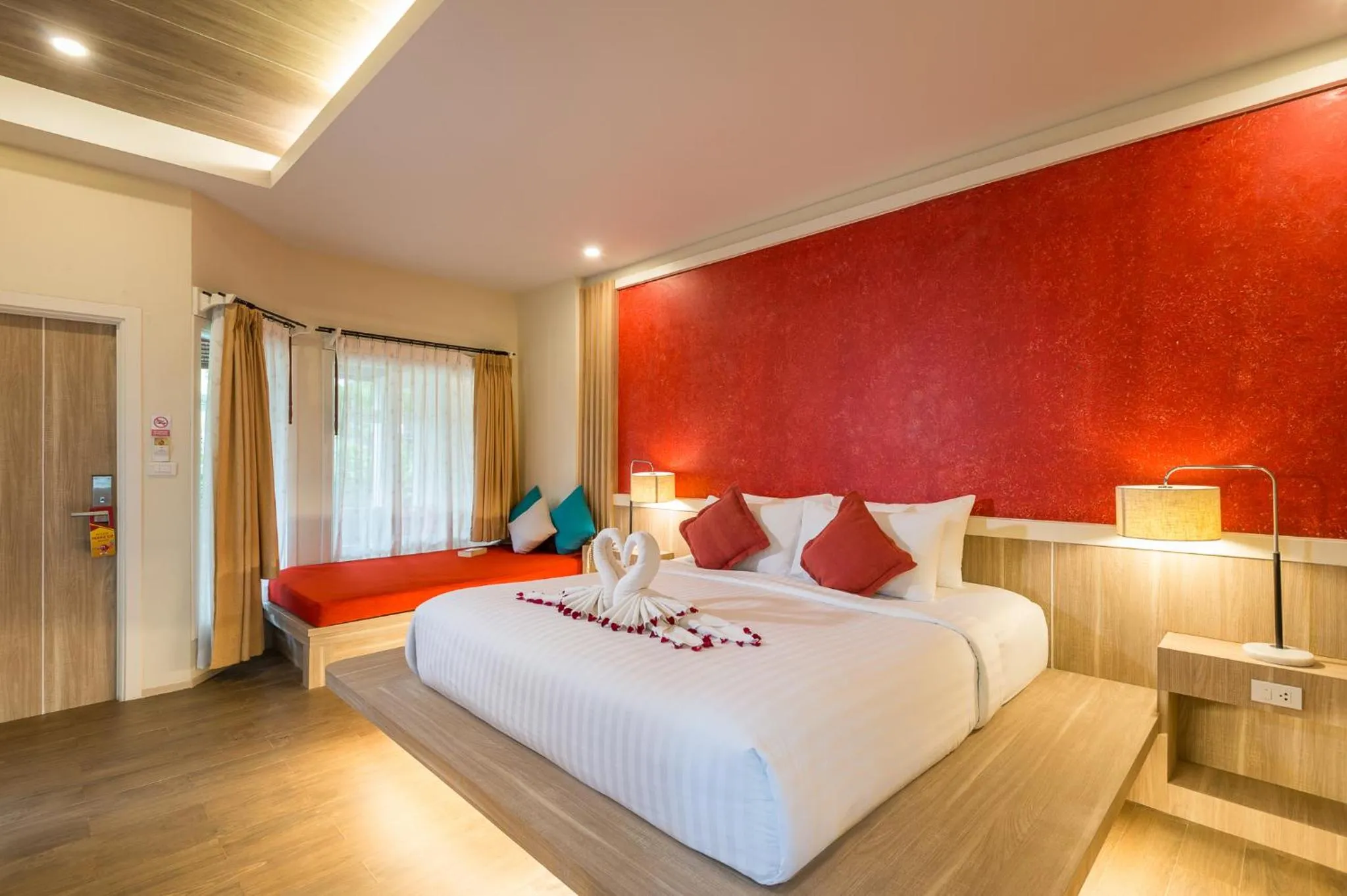 Bed in Lanta Sand Resort & Spa